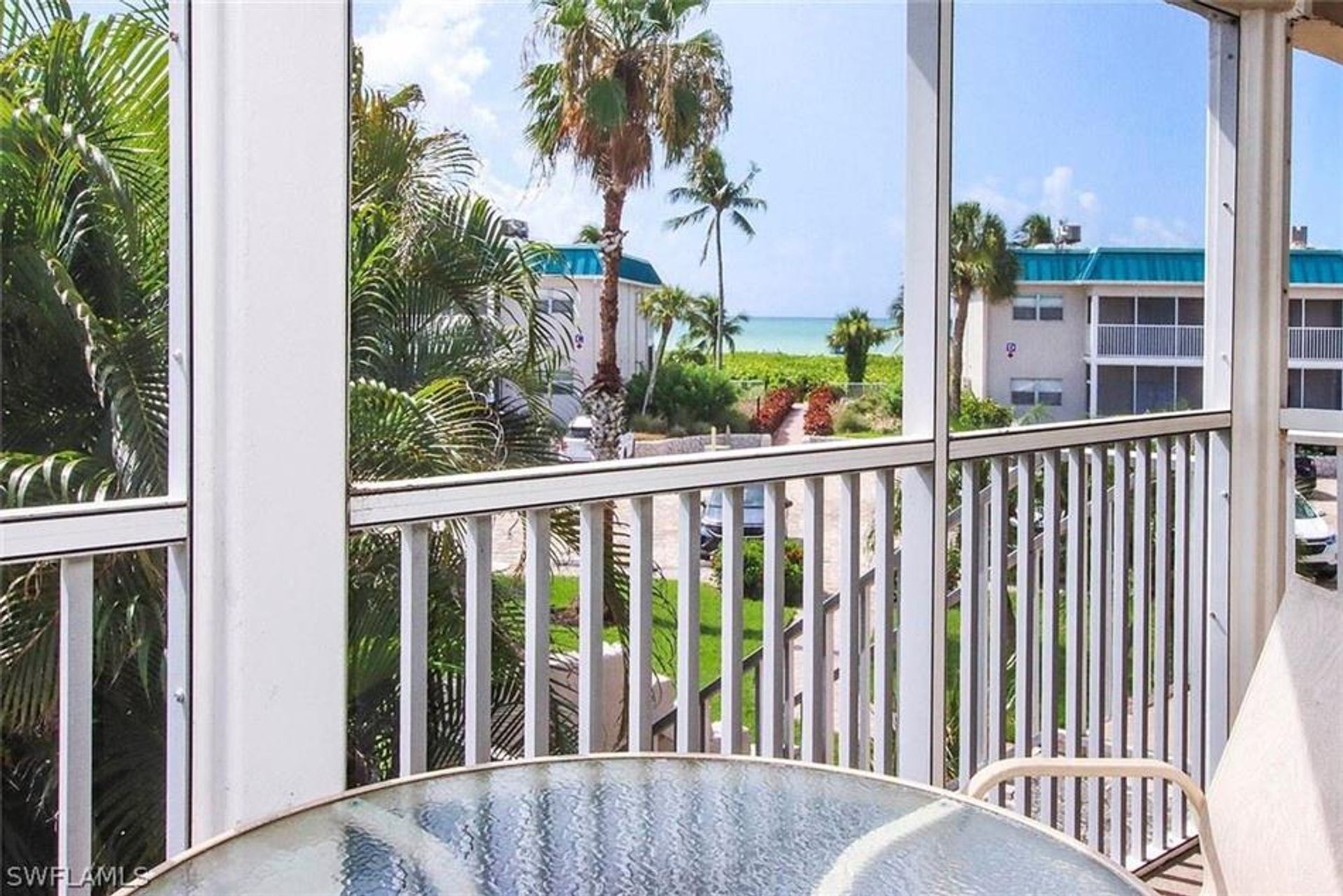 Condominium in Sanibel, Florida 10857860