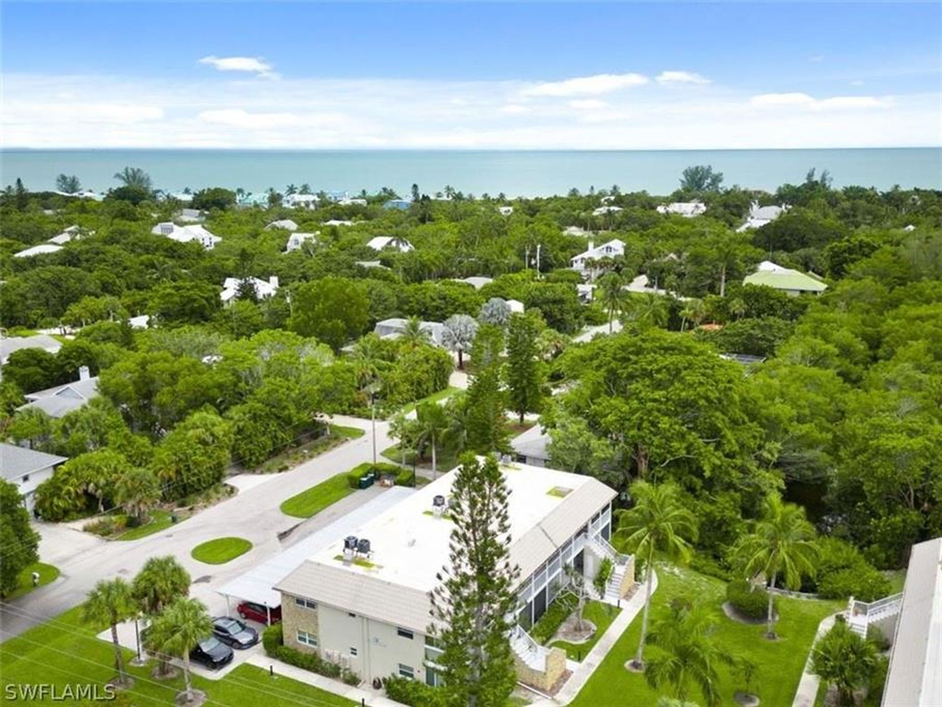 Condominium in Sanibel, Florida 10857864