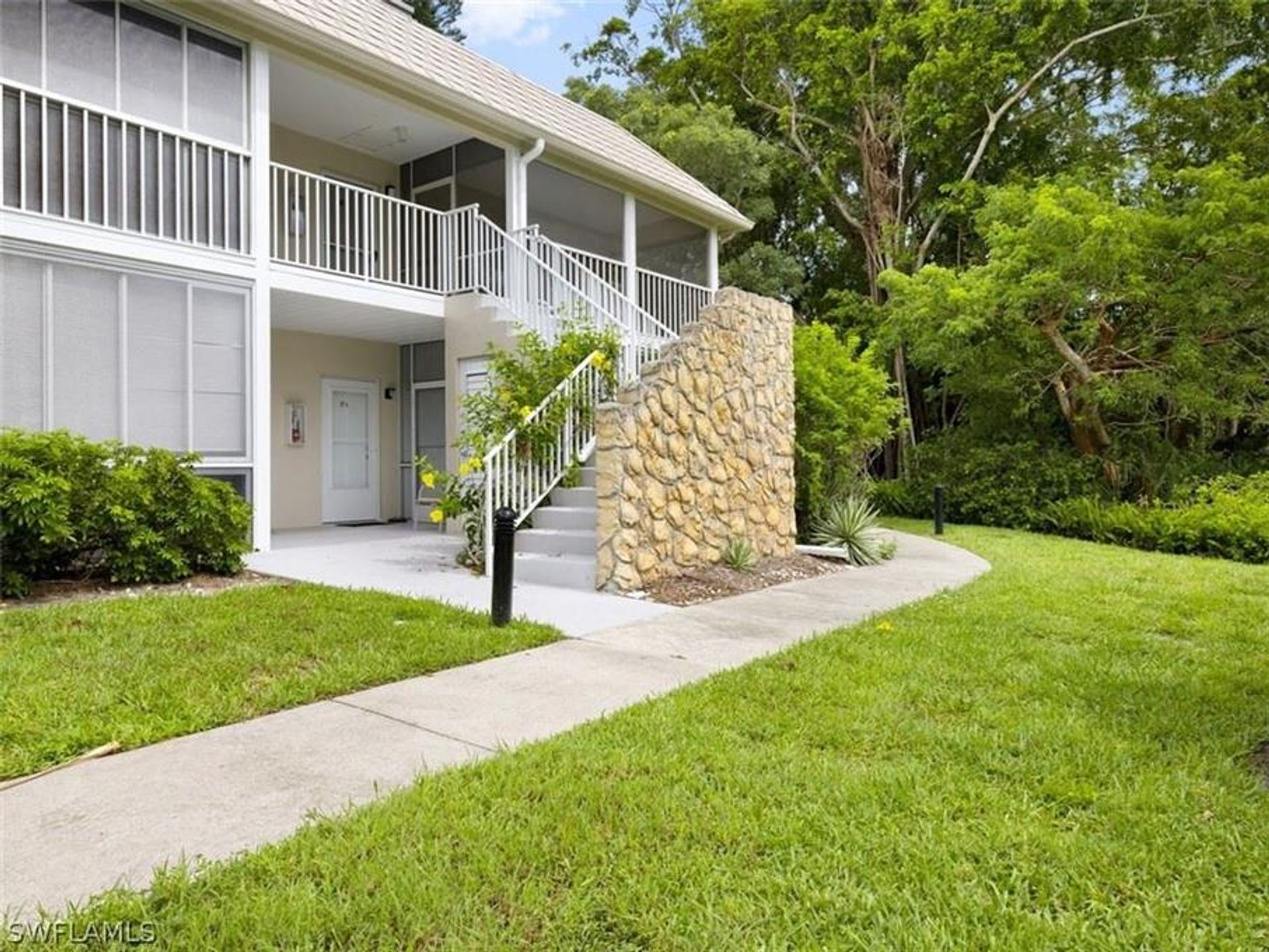 Condominium in Sanibel, Florida 10857864