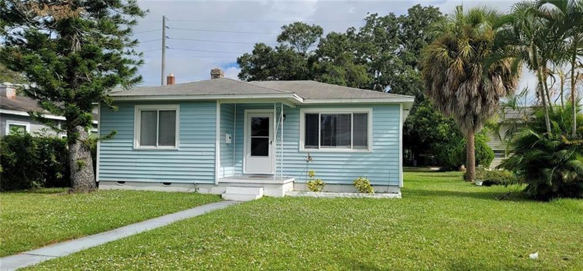 House in Gulfport, Florida 10857989