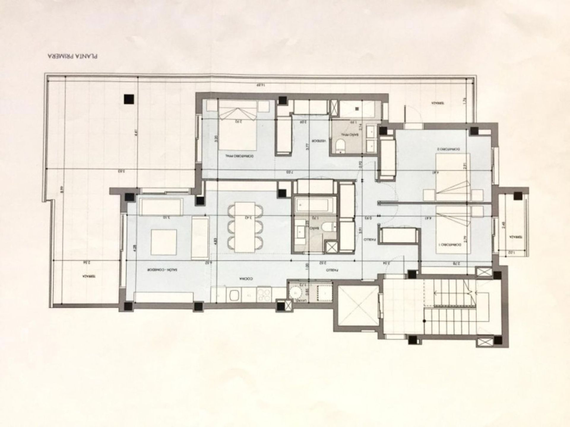 Kondominium di ,  10858143