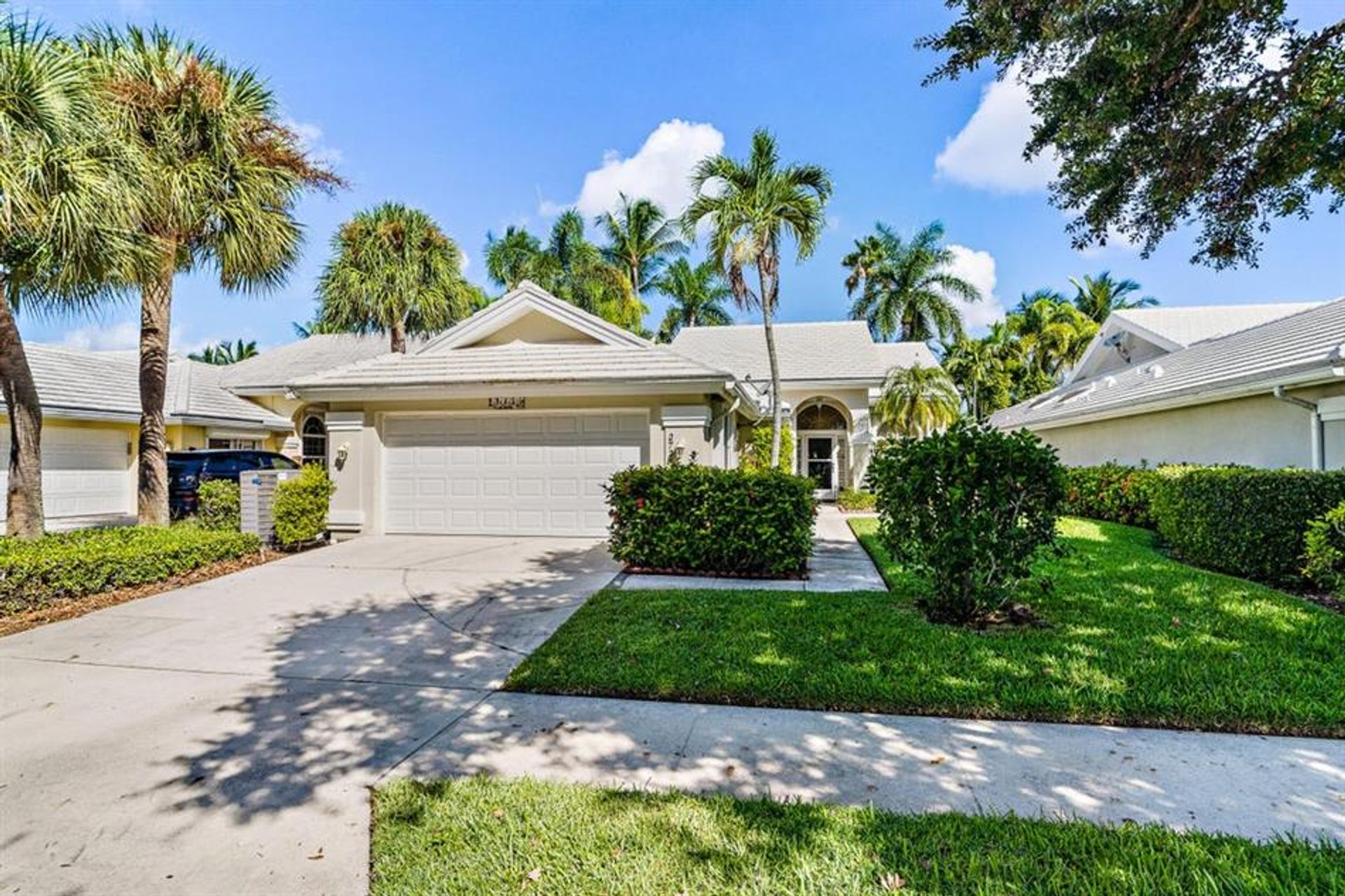 House in Military Park, Florida 10858243