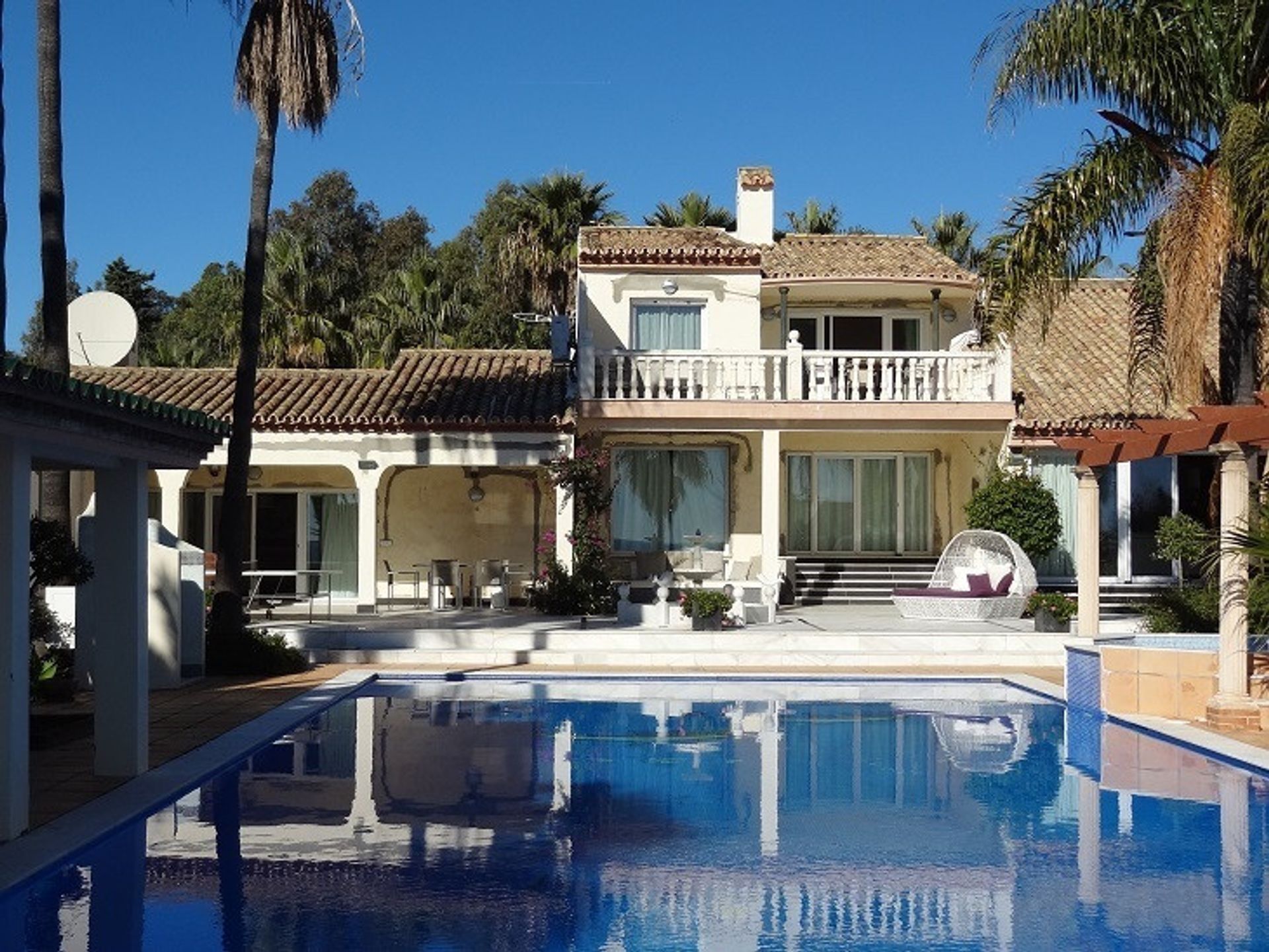 Huis in Estepona, Andalucía 10858435