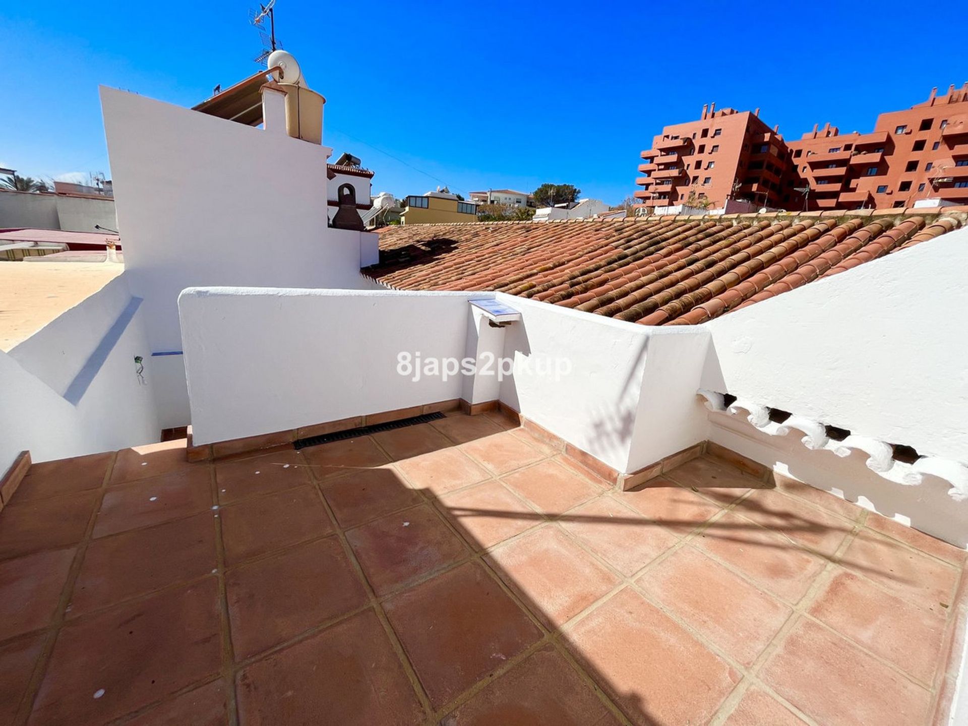 rumah dalam Estepona, Andalusia 10859371