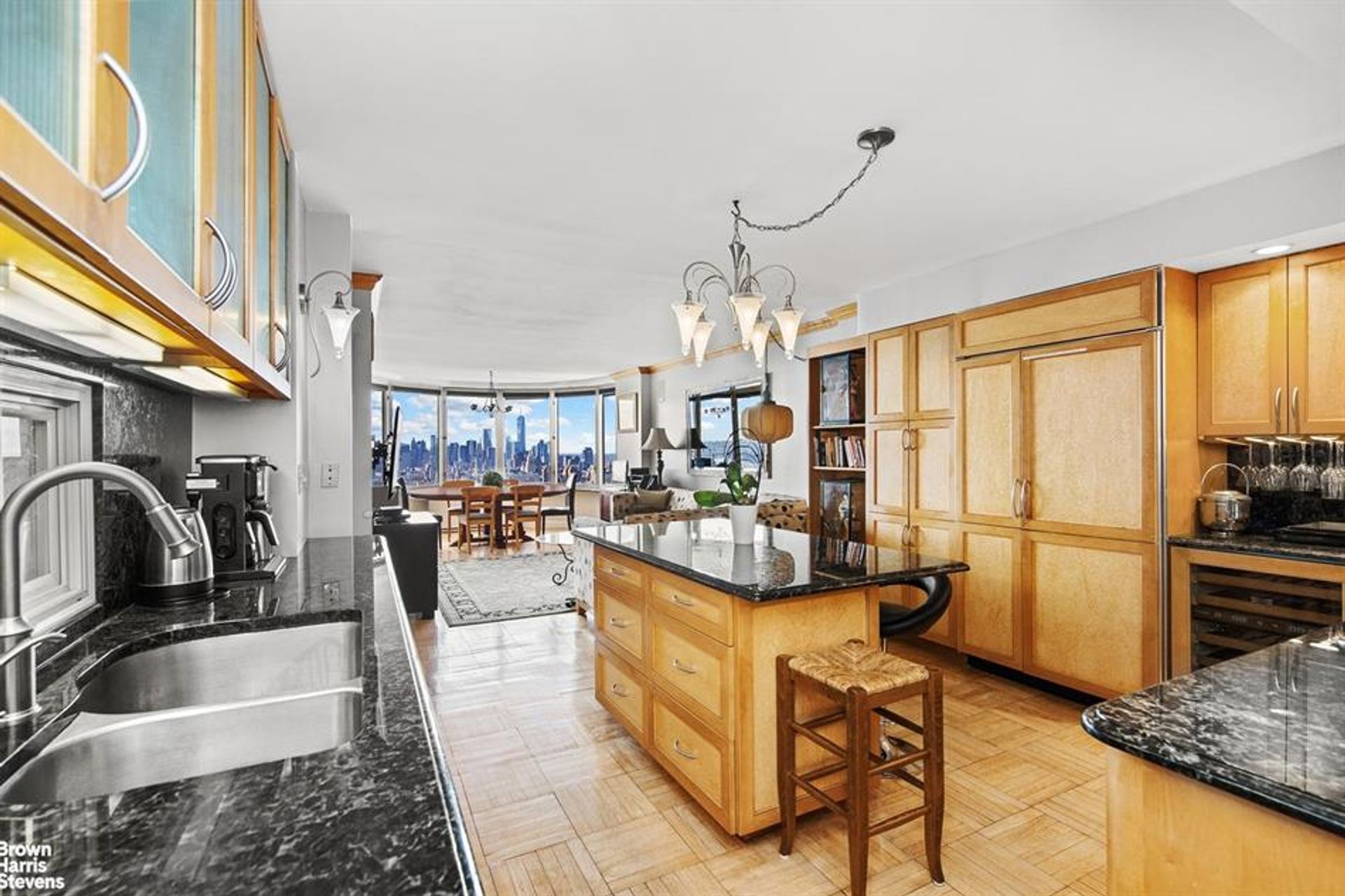 Condominium in Manhattan, New York 10859507