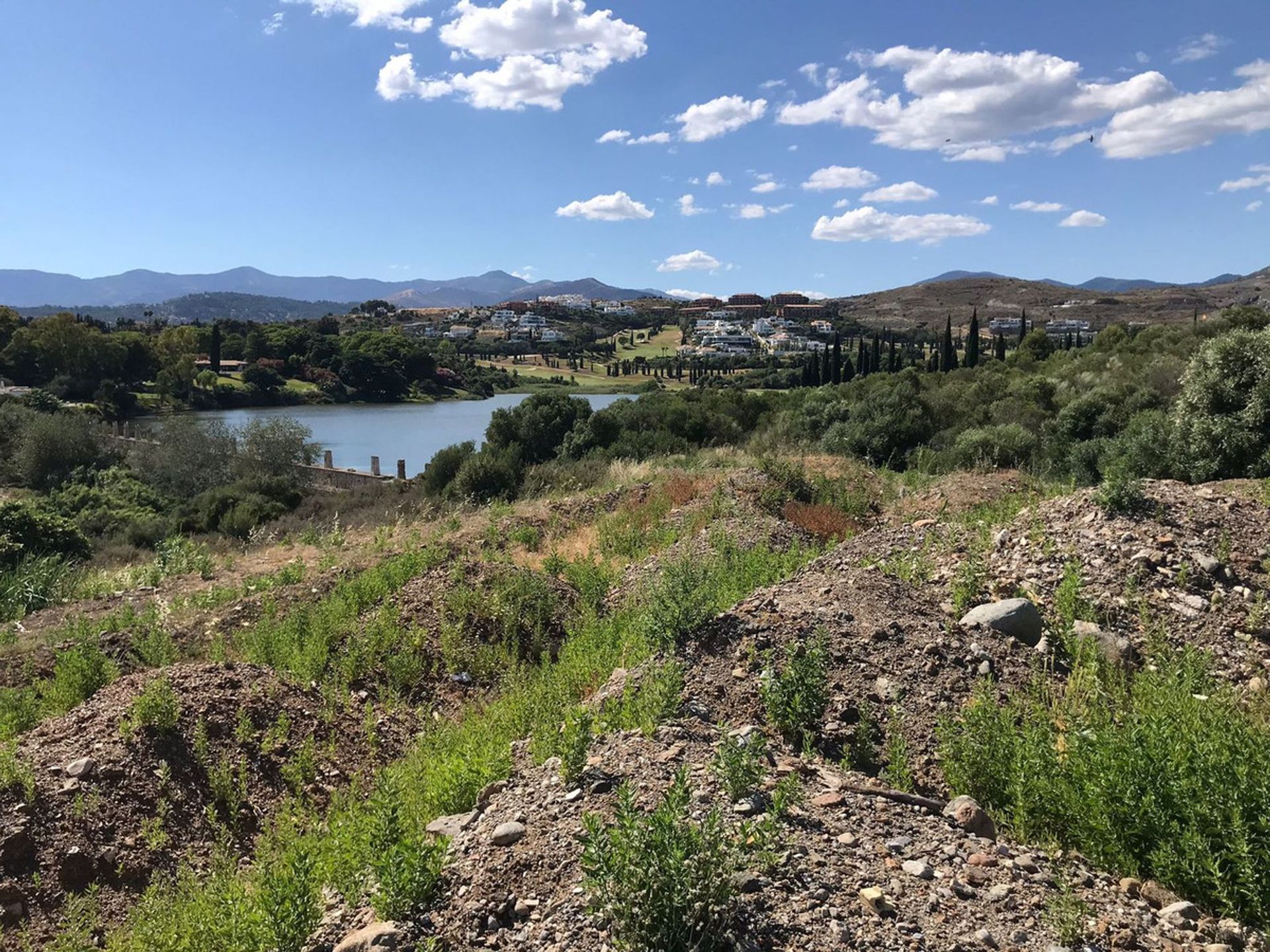 Tanah dalam Estepona, Andalucía 10859716