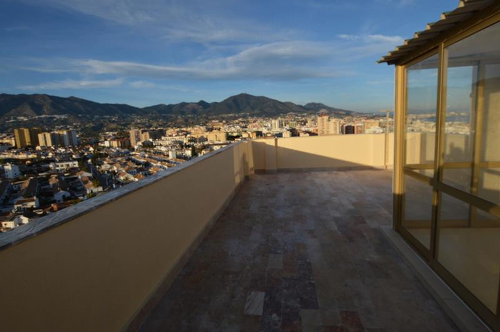 Condominio nel Fuengirola, Andalucía 10859750