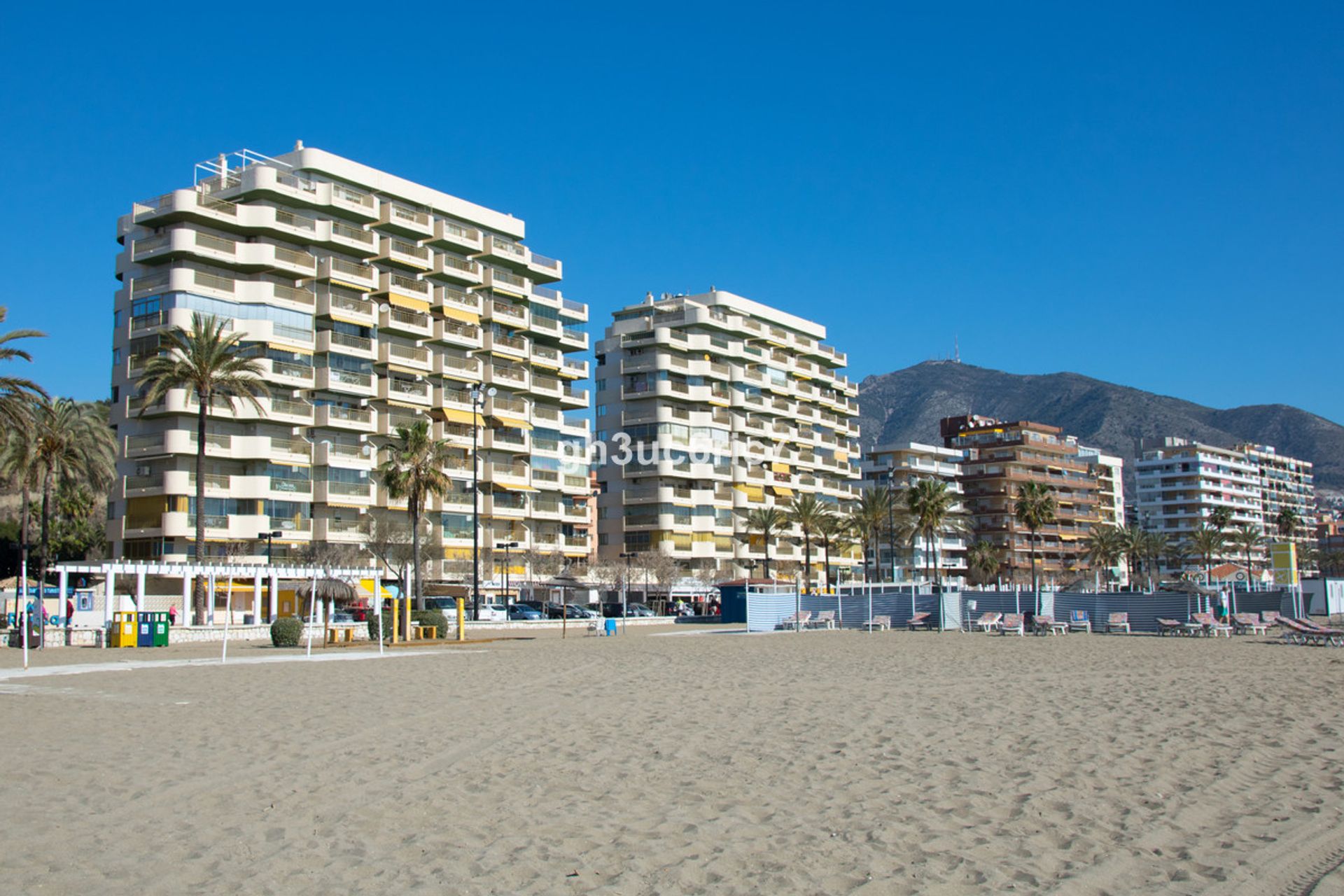 Condominium in Fuengirola, Andalucía 10859791