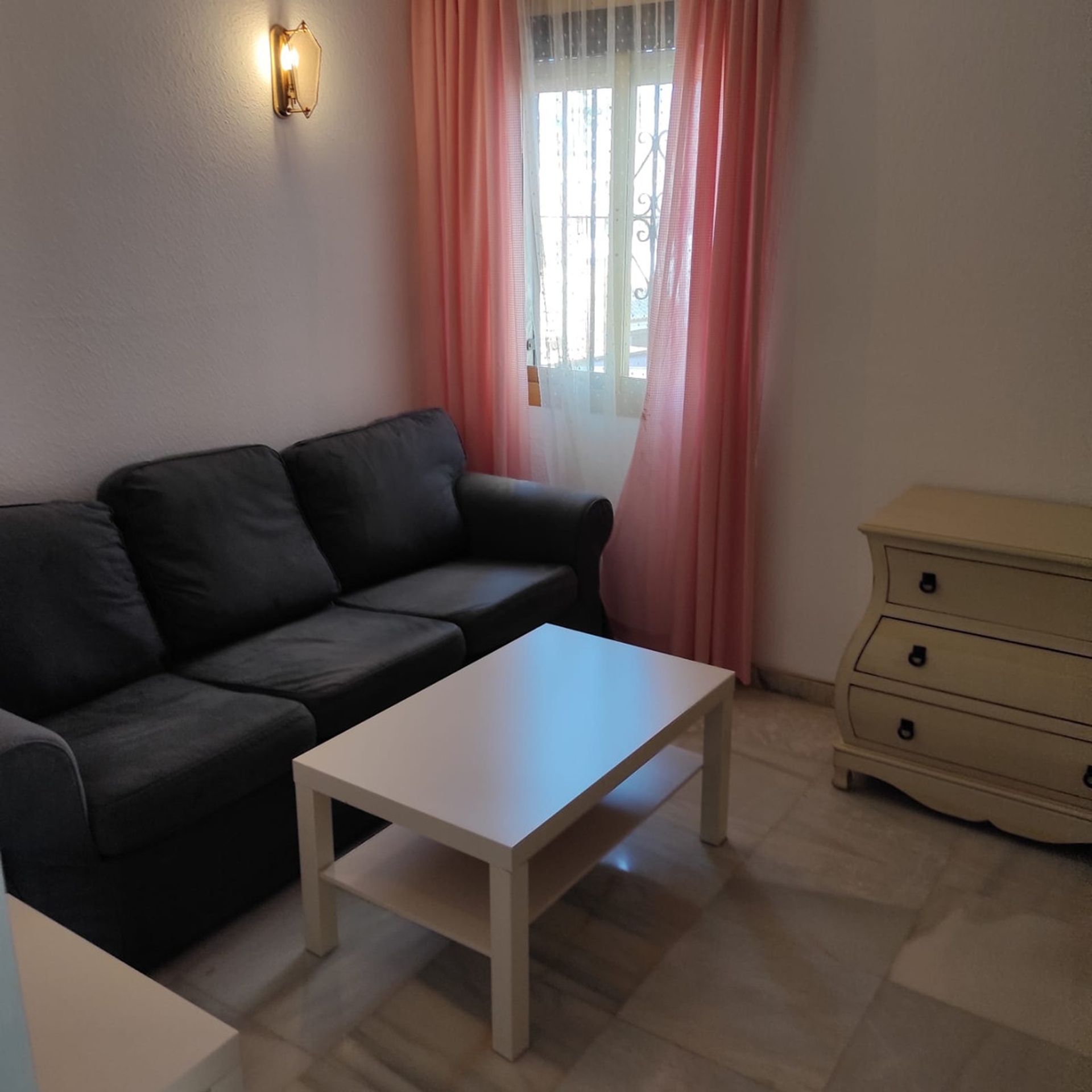 Кондоминиум в Fuengirola, Andalucía 10859865