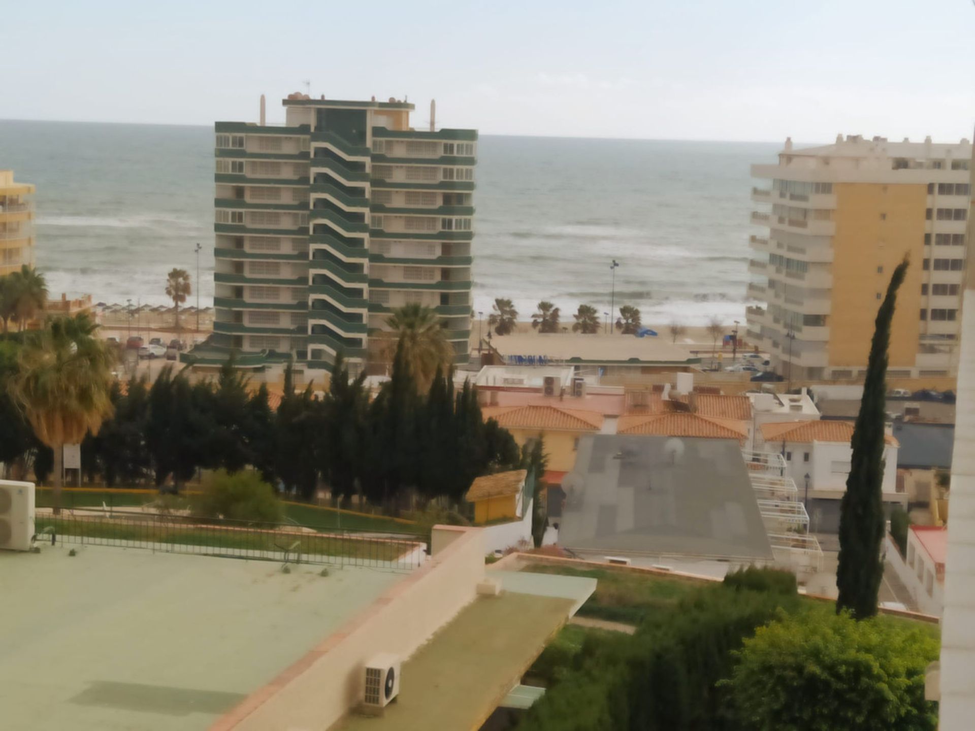 Condominio nel Fuengirola, Andalucía 10859881