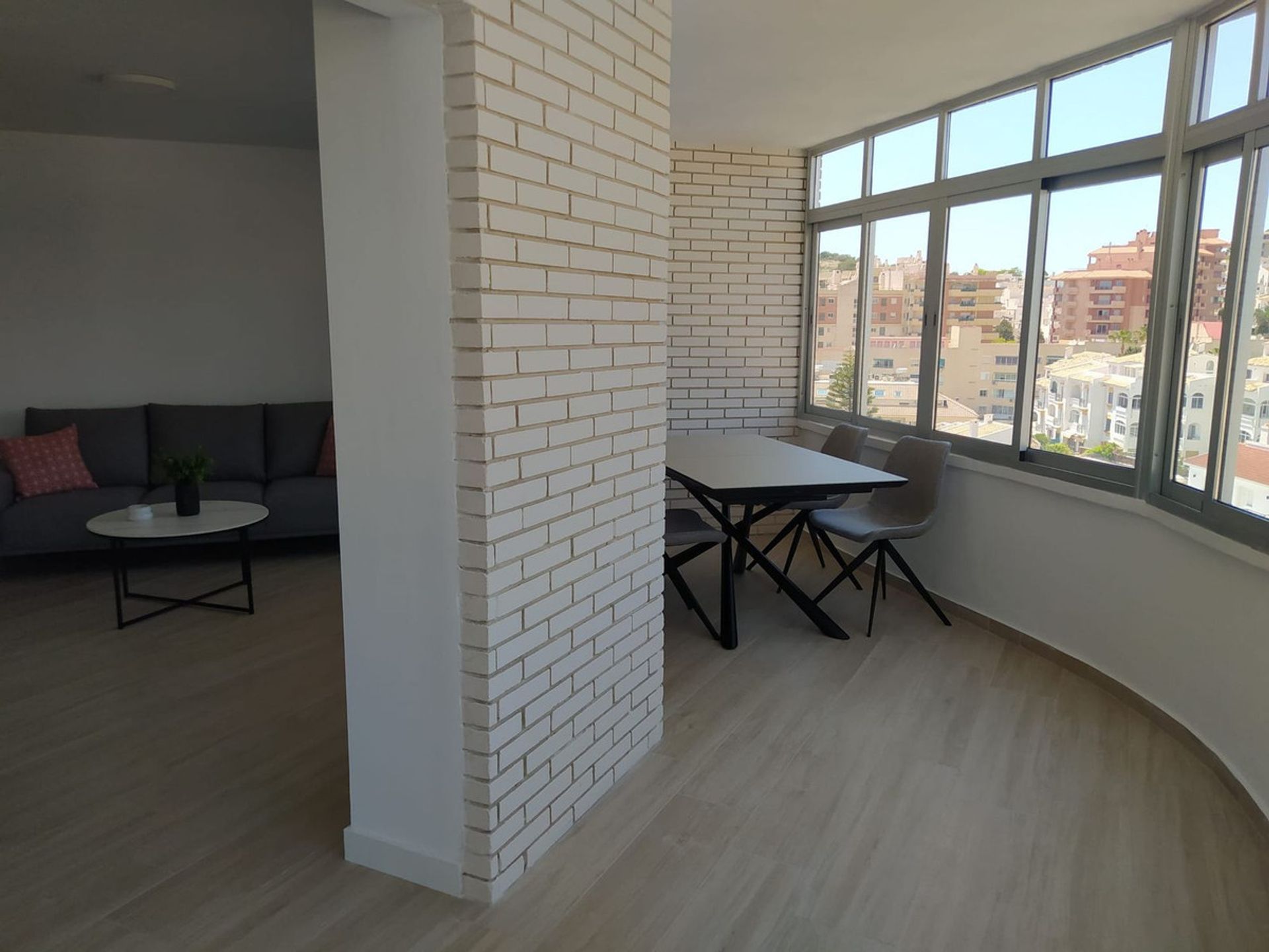 Condominio nel Fuengirola, Andalucía 10859881