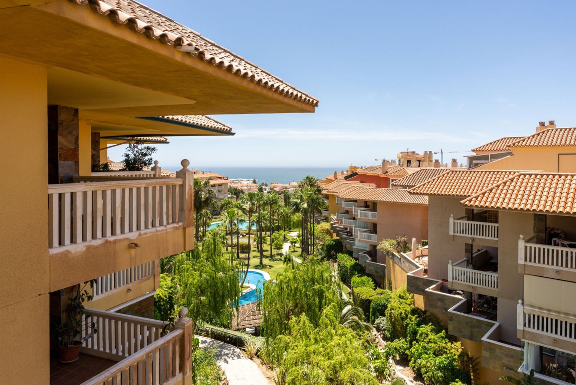 Condominium dans Fuengirola, Andalucía 10859940