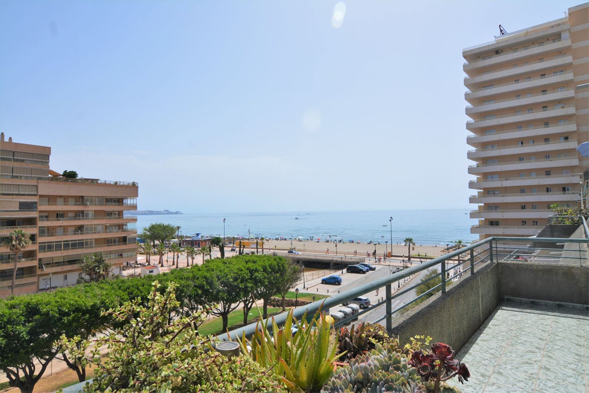 Condominio en Fuengirola, Andalucía 10860011