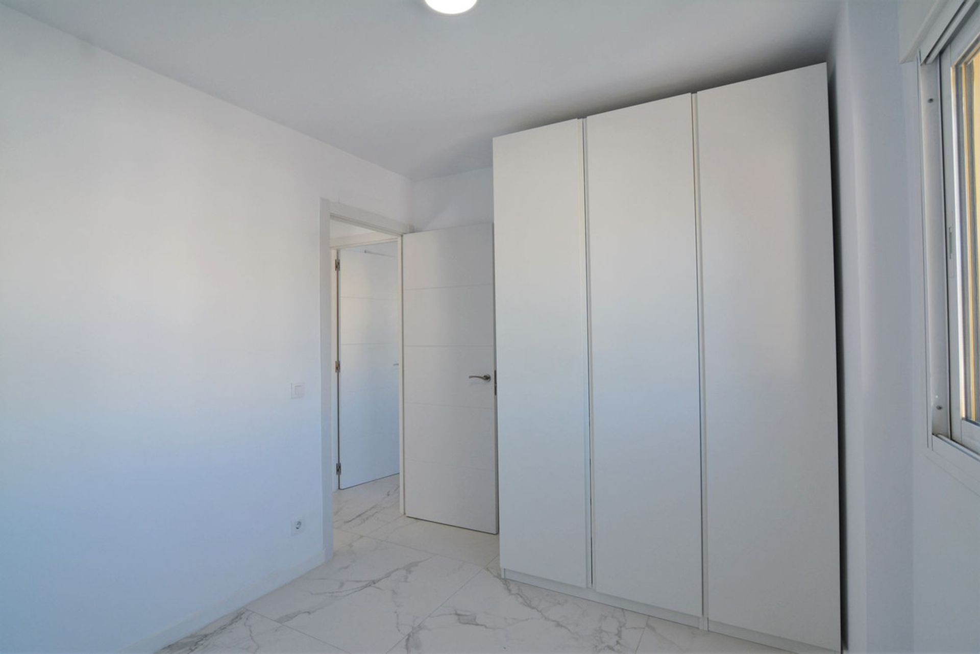 Condominio nel Fuengirola, Andalucía 10860014