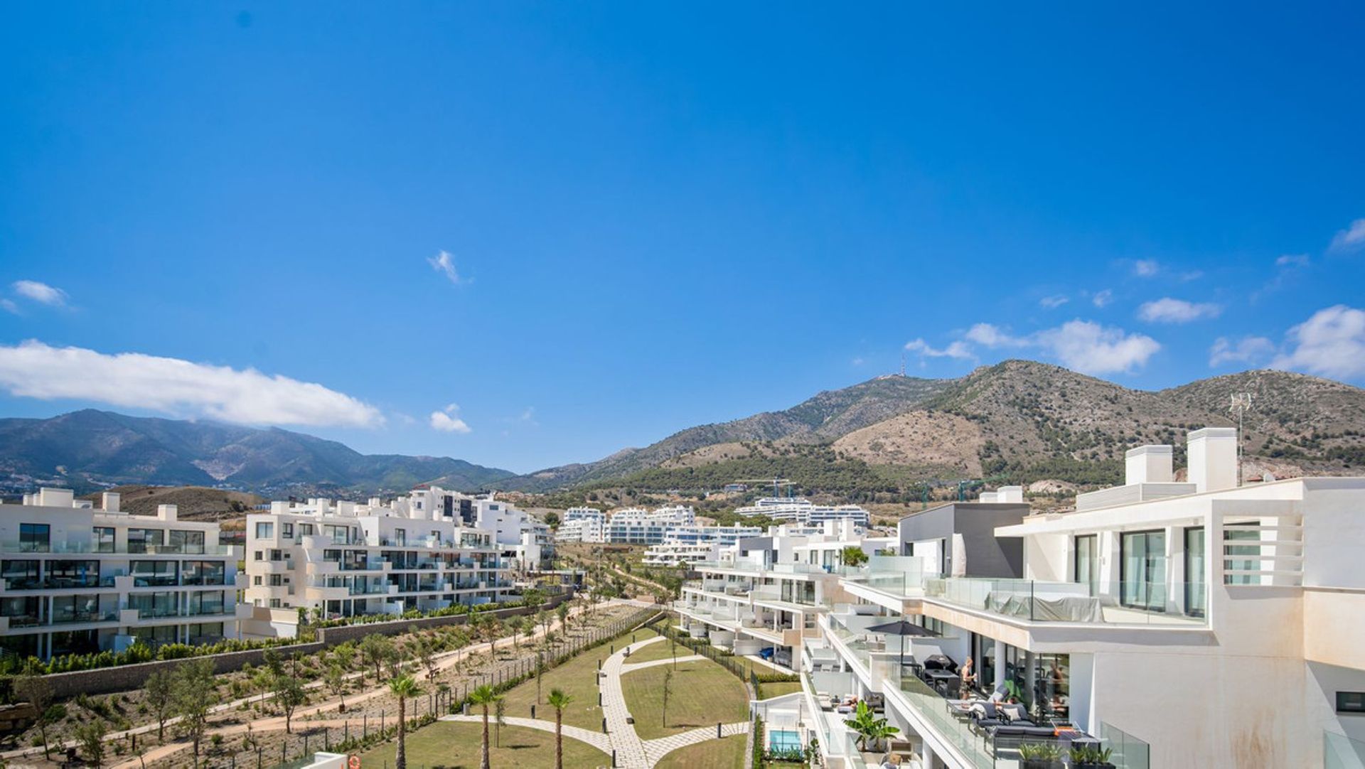 Condominium dans Fuengirola, Andalucía 10860016