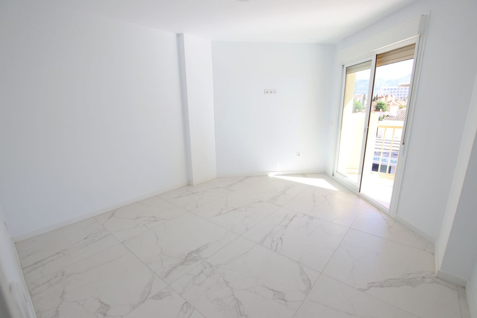 Condominio nel Fuengirola, Andalucía 10860026