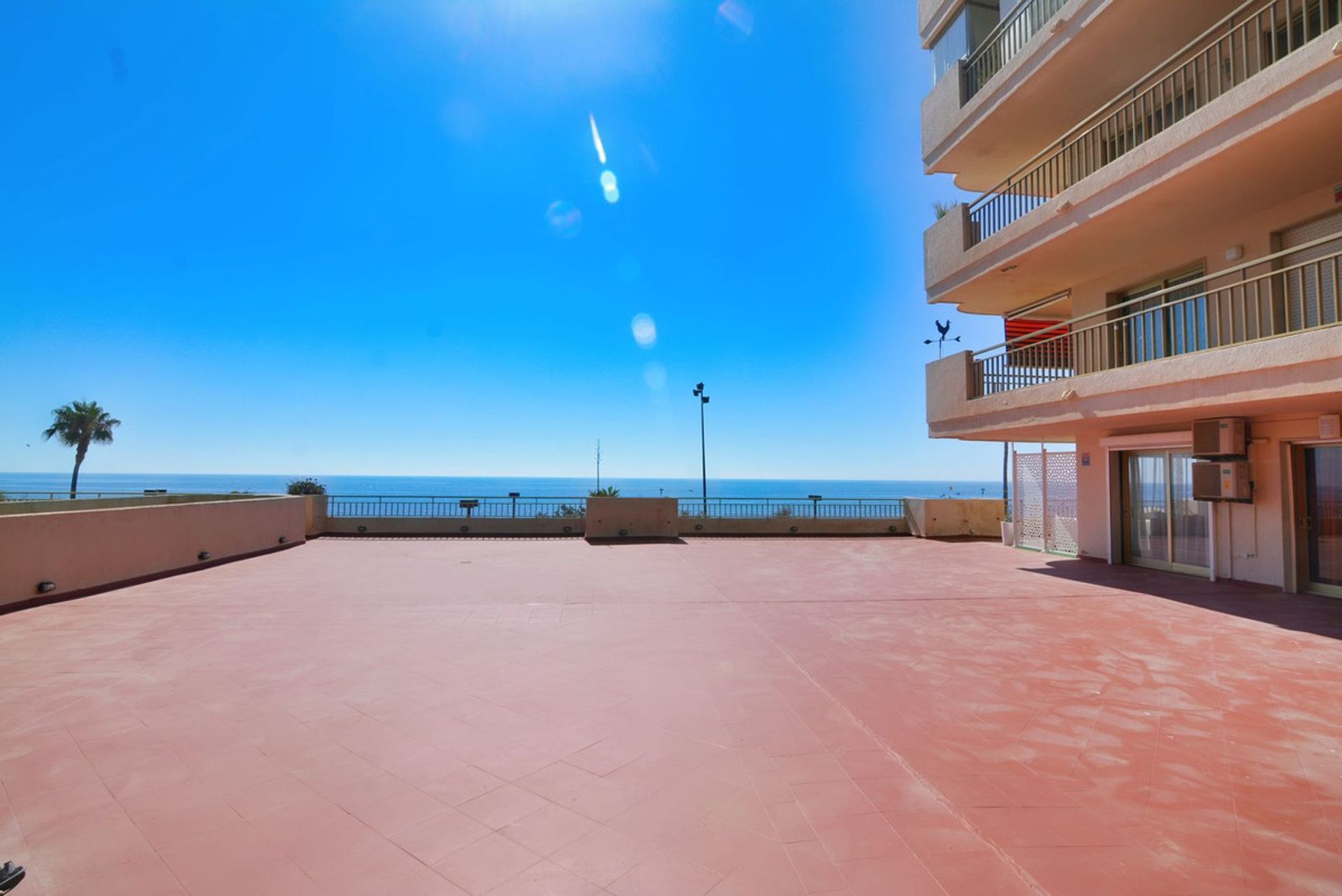 Condominium in Fuengirola, Andalucía 10860047