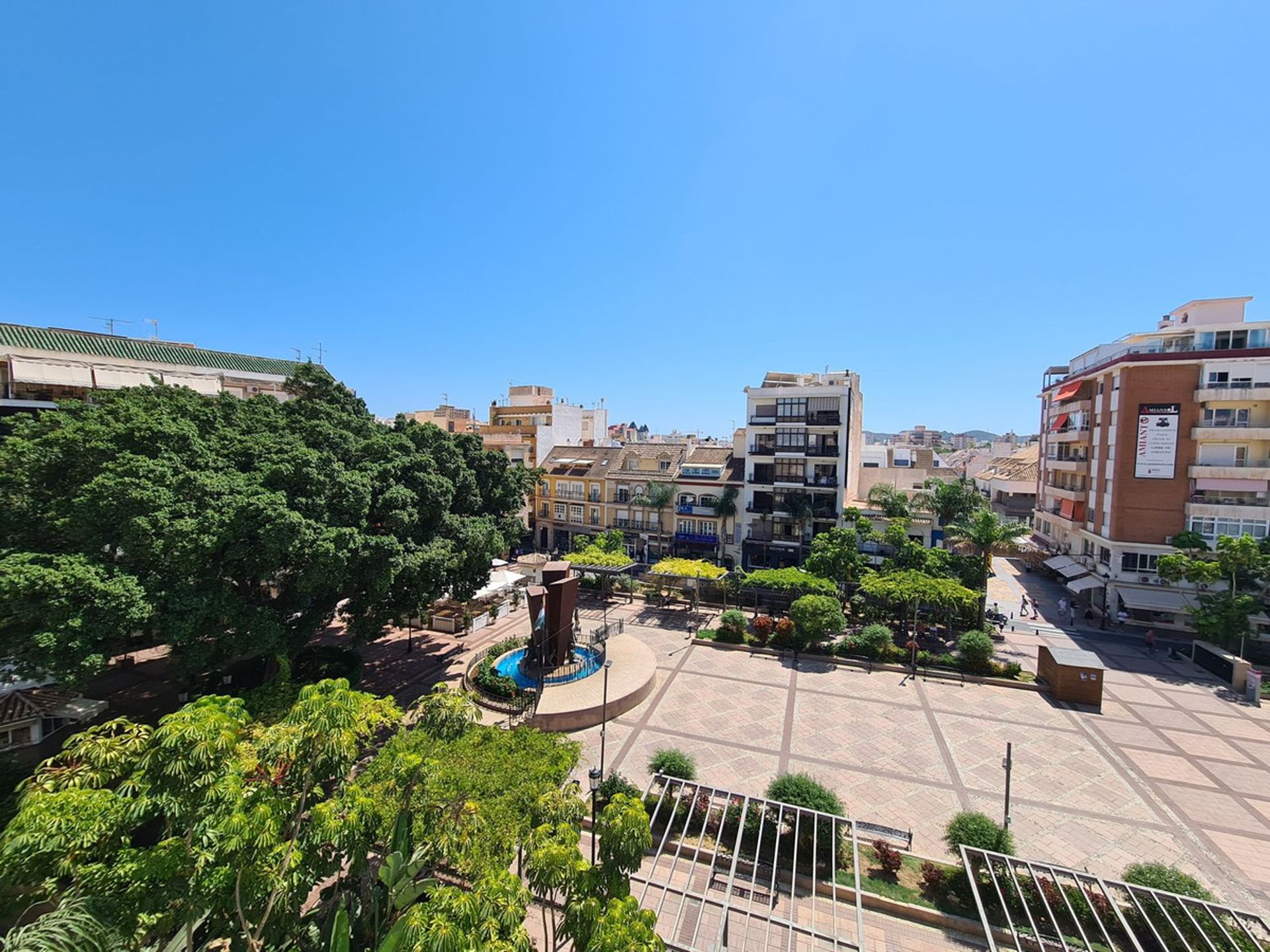 Condominium dans Fuengirola, Andalucía 10860049