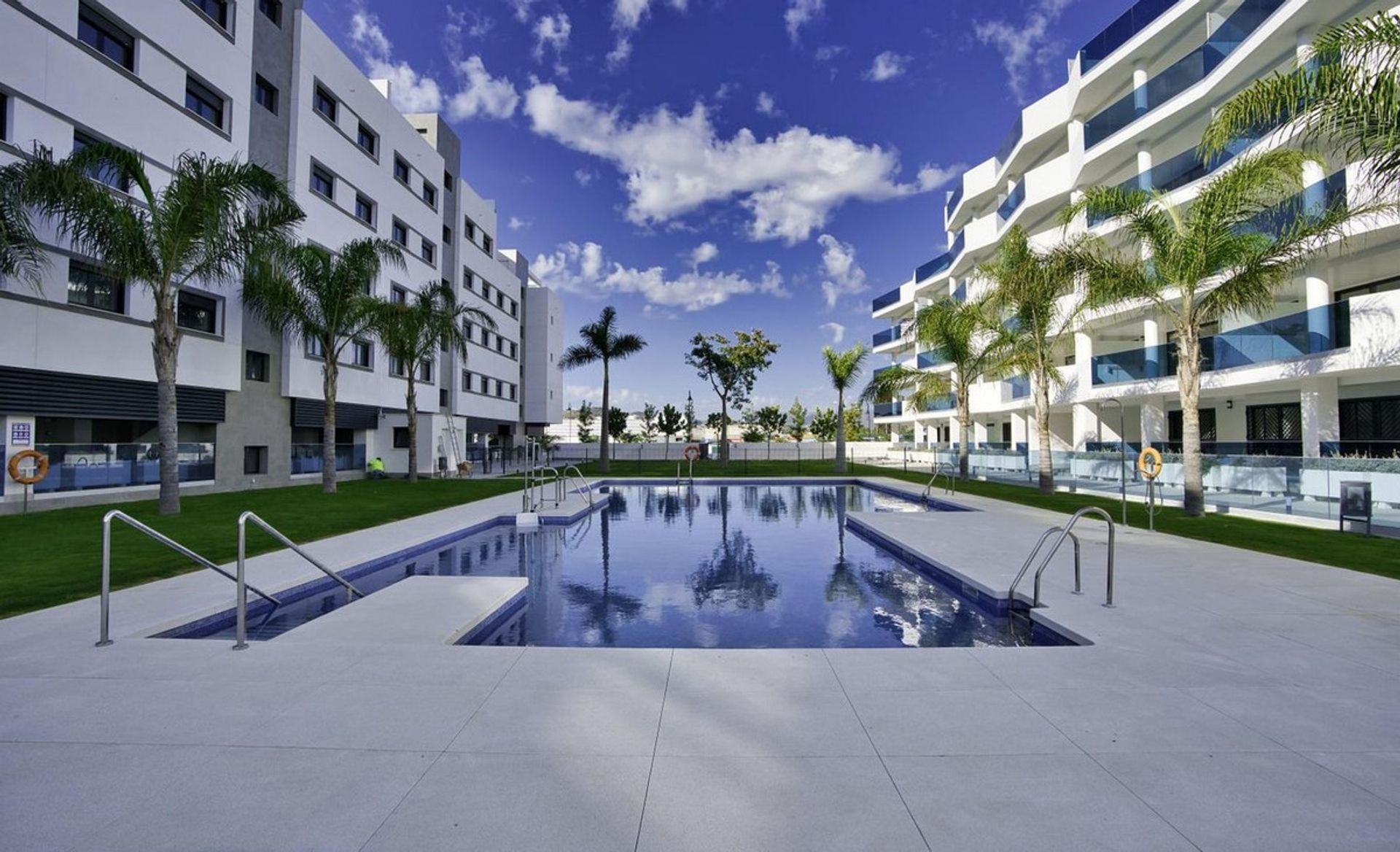 Condominio en Fuengirola, Andalucía 10860099