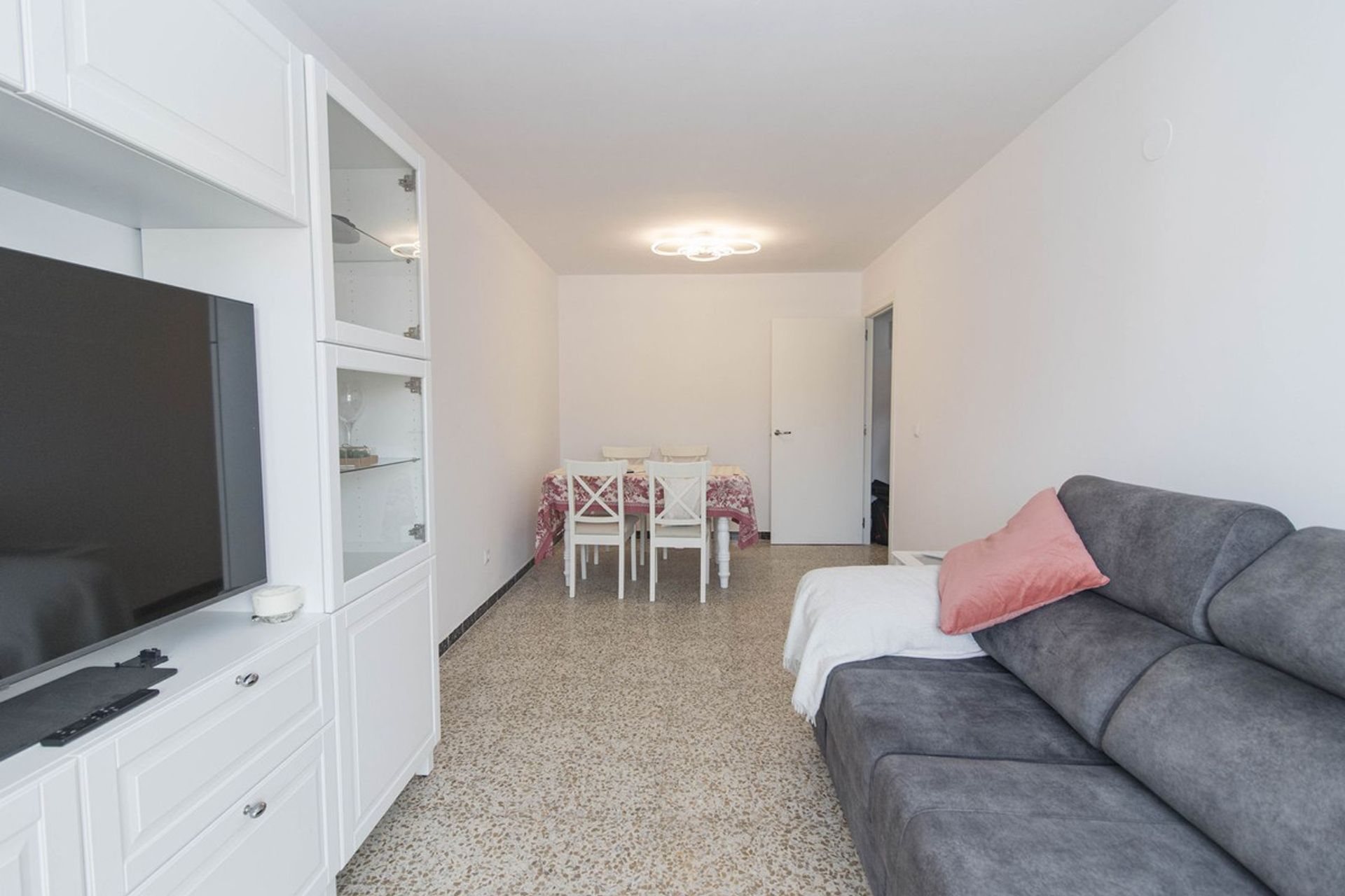 Кондоминиум в Fuengirola, Andalucía 10860108