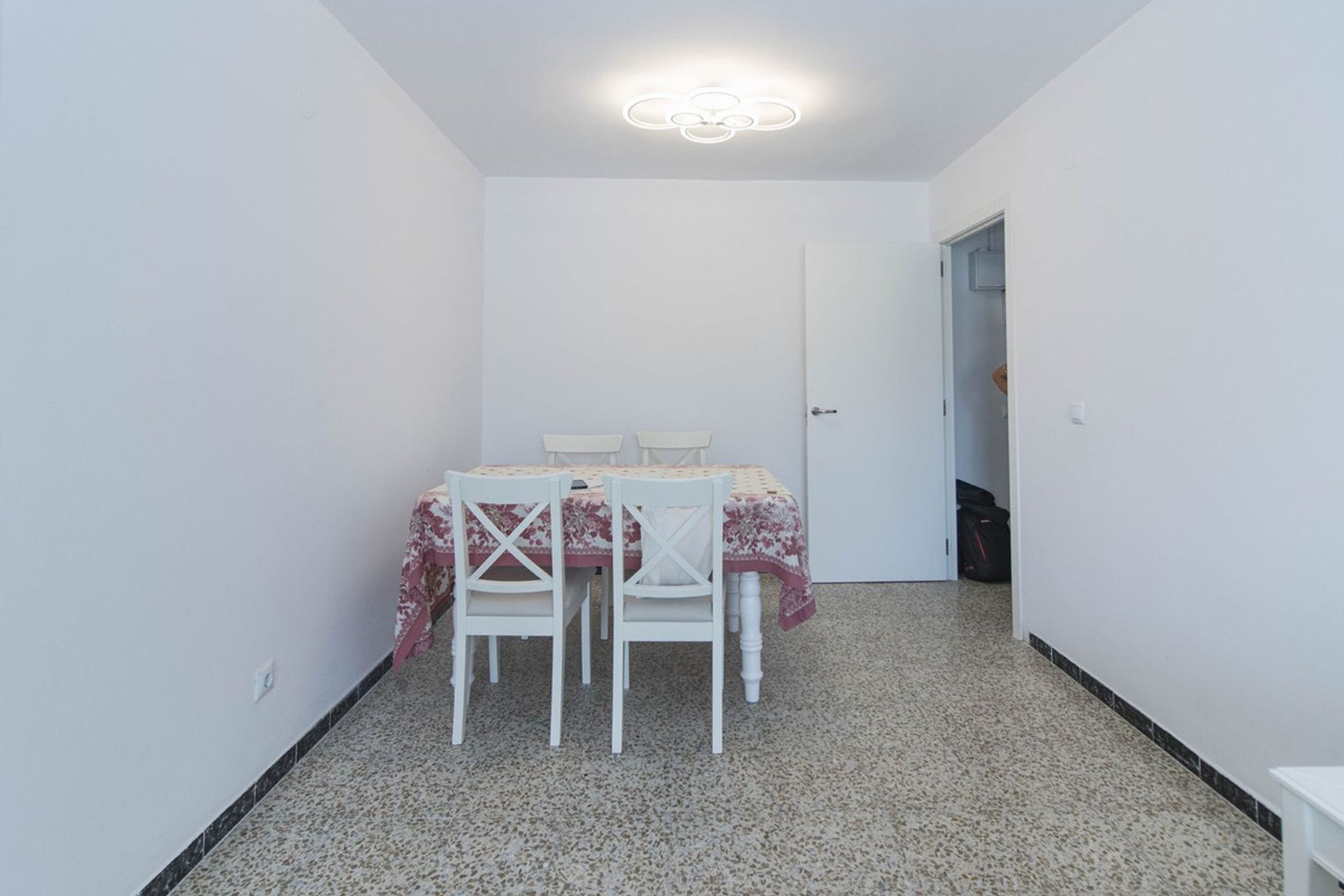 Кондоминиум в Fuengirola, Andalucía 10860108