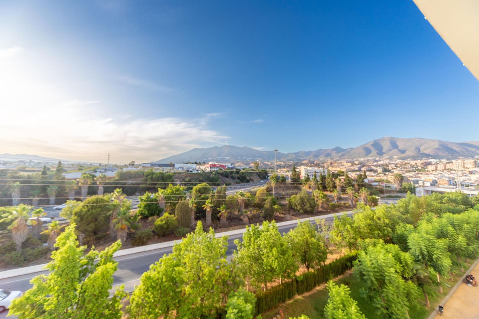 Condominium in Fuengirola, Andalucía 10860123