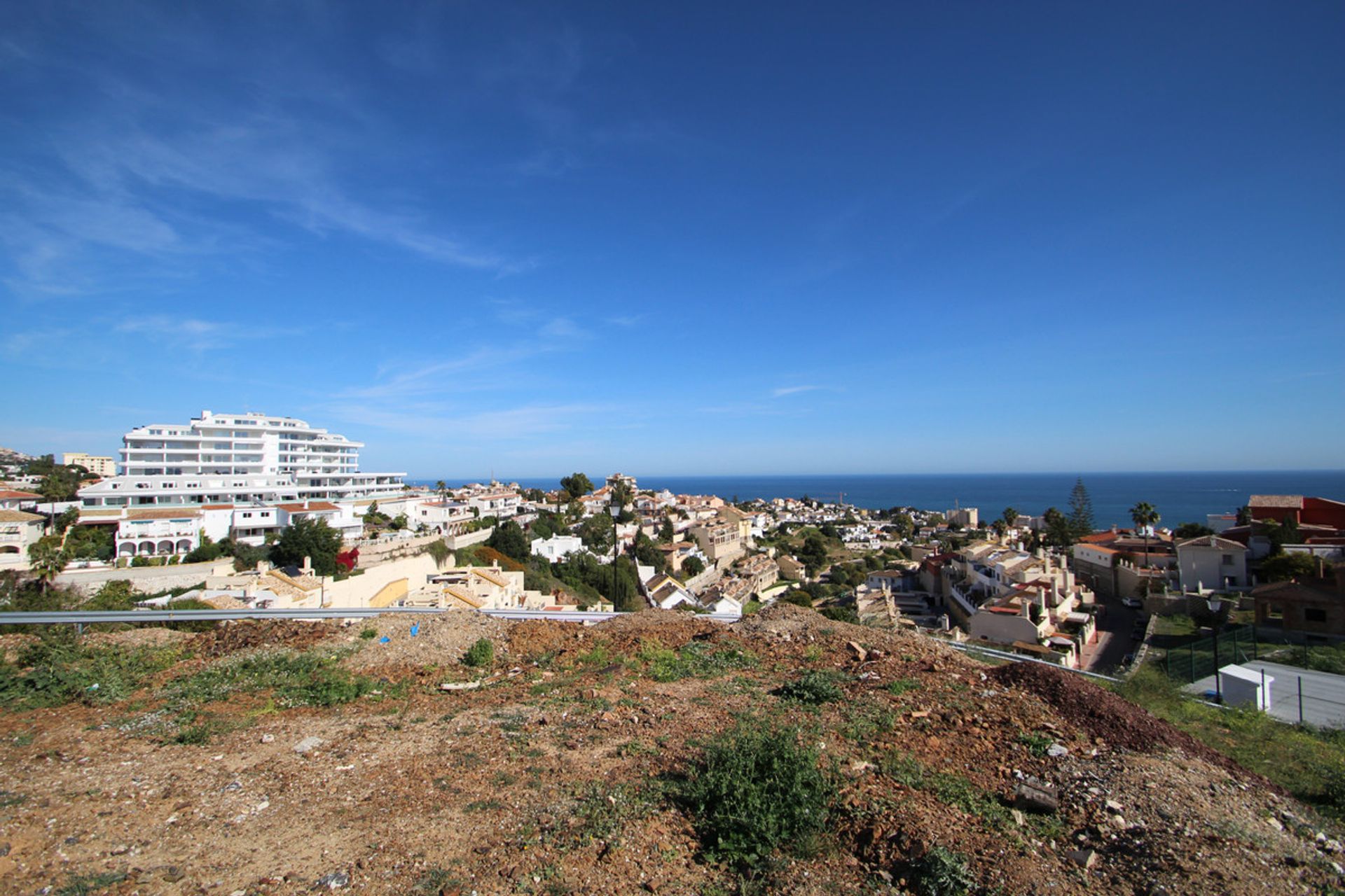 Tanah di Fuengirola, Andalucía 10860279