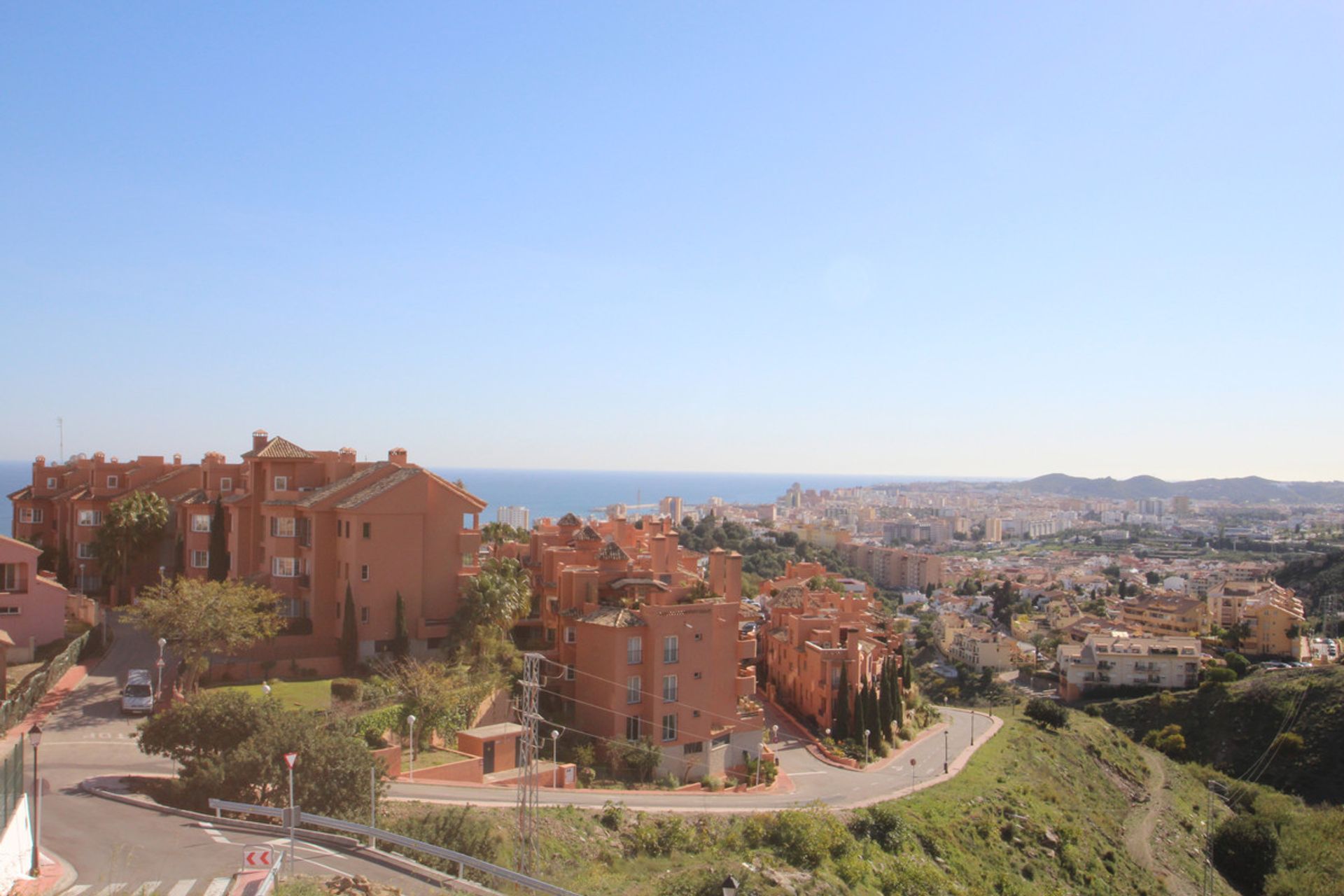 Tanah dalam Fuengirola, Andalucía 10860279