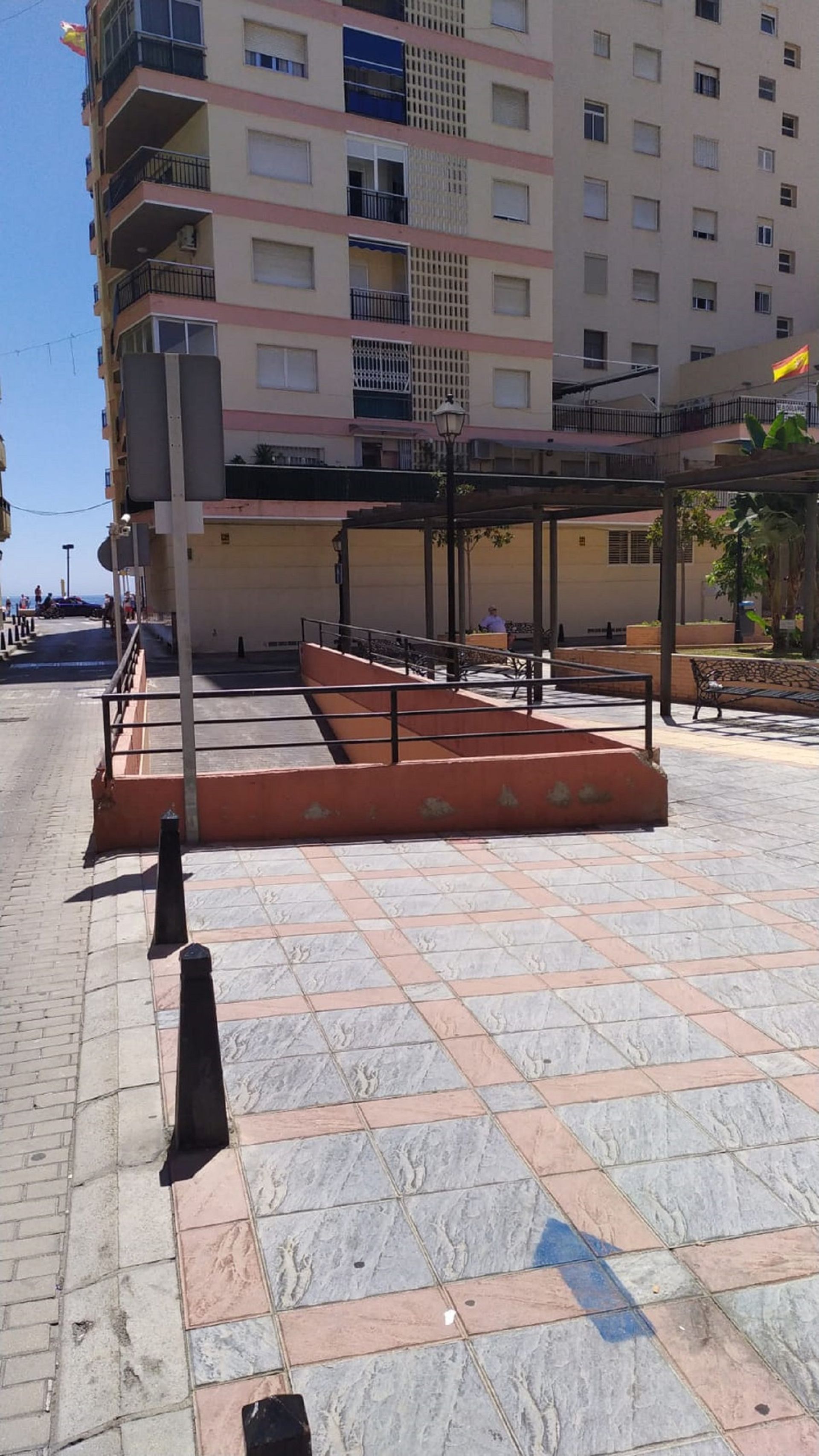 Wylądować w Fuengirola, Andalusia 10860286