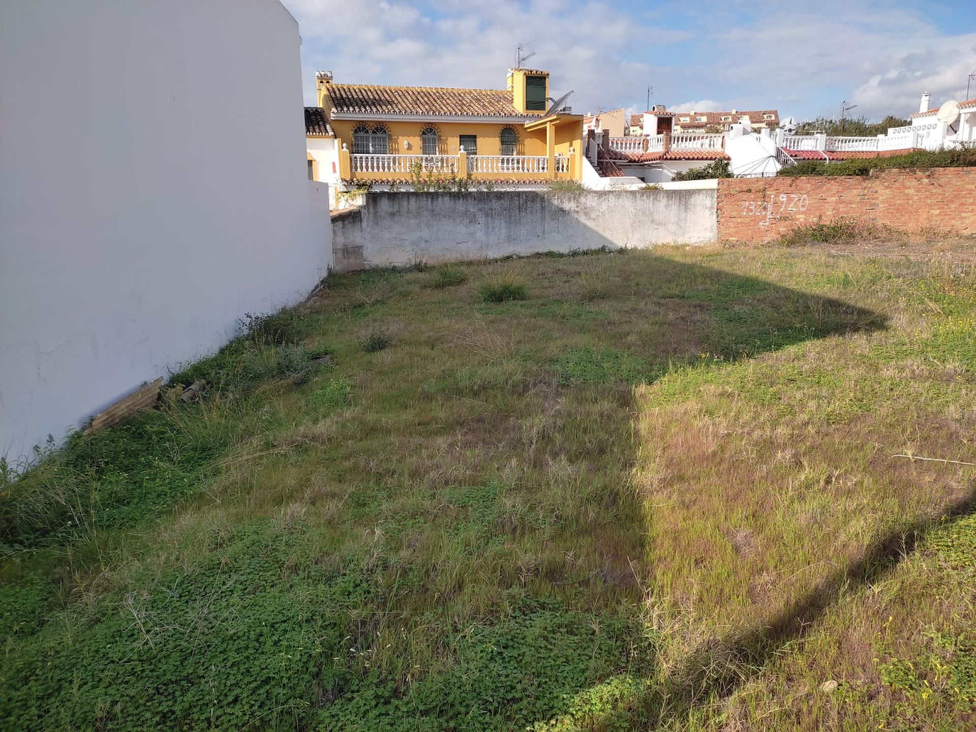 Tierra en Fuengirola, Andalucía 10860287