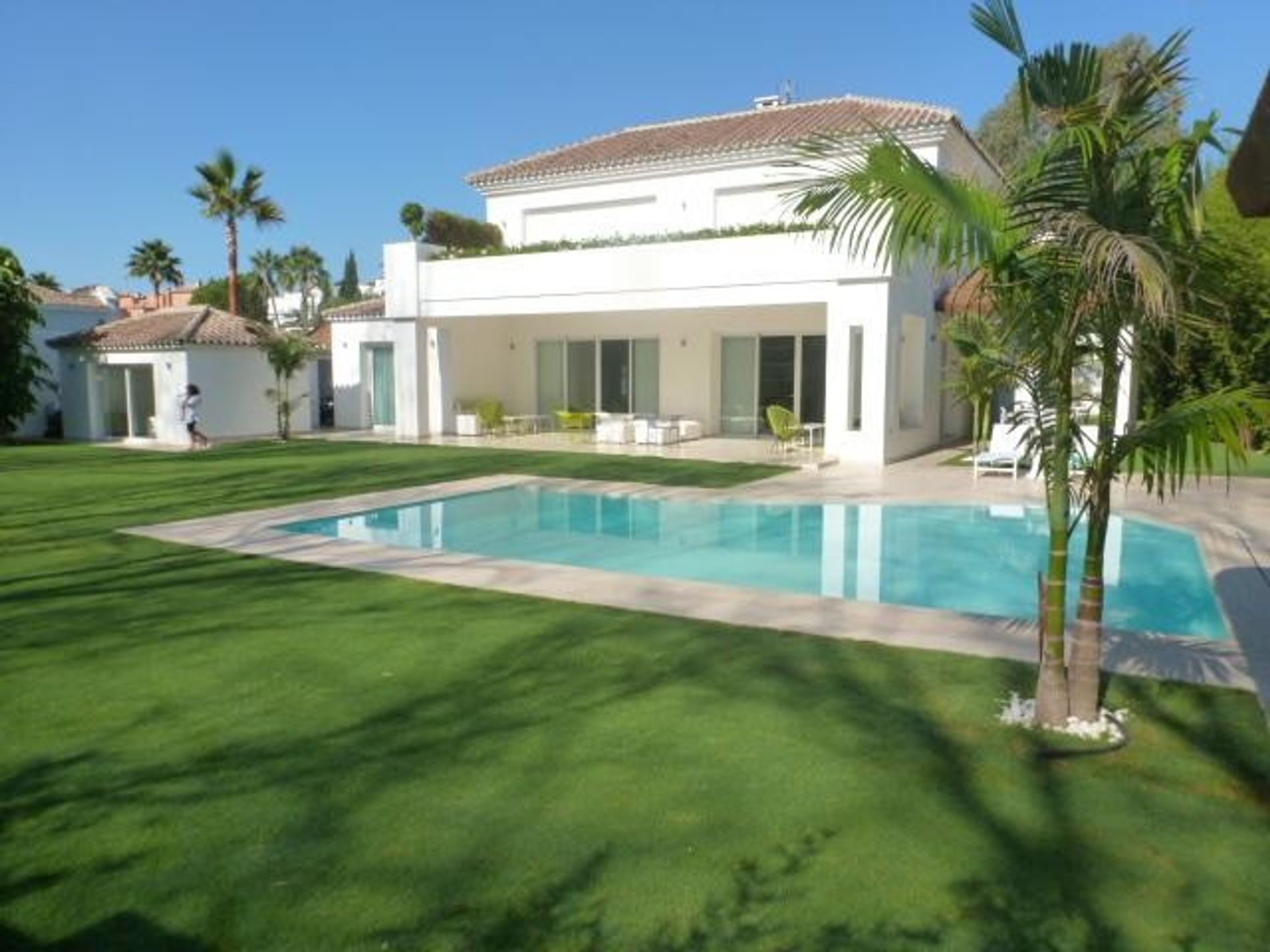 Huis in San Pedro de Alcántara, Andalusië 10860400