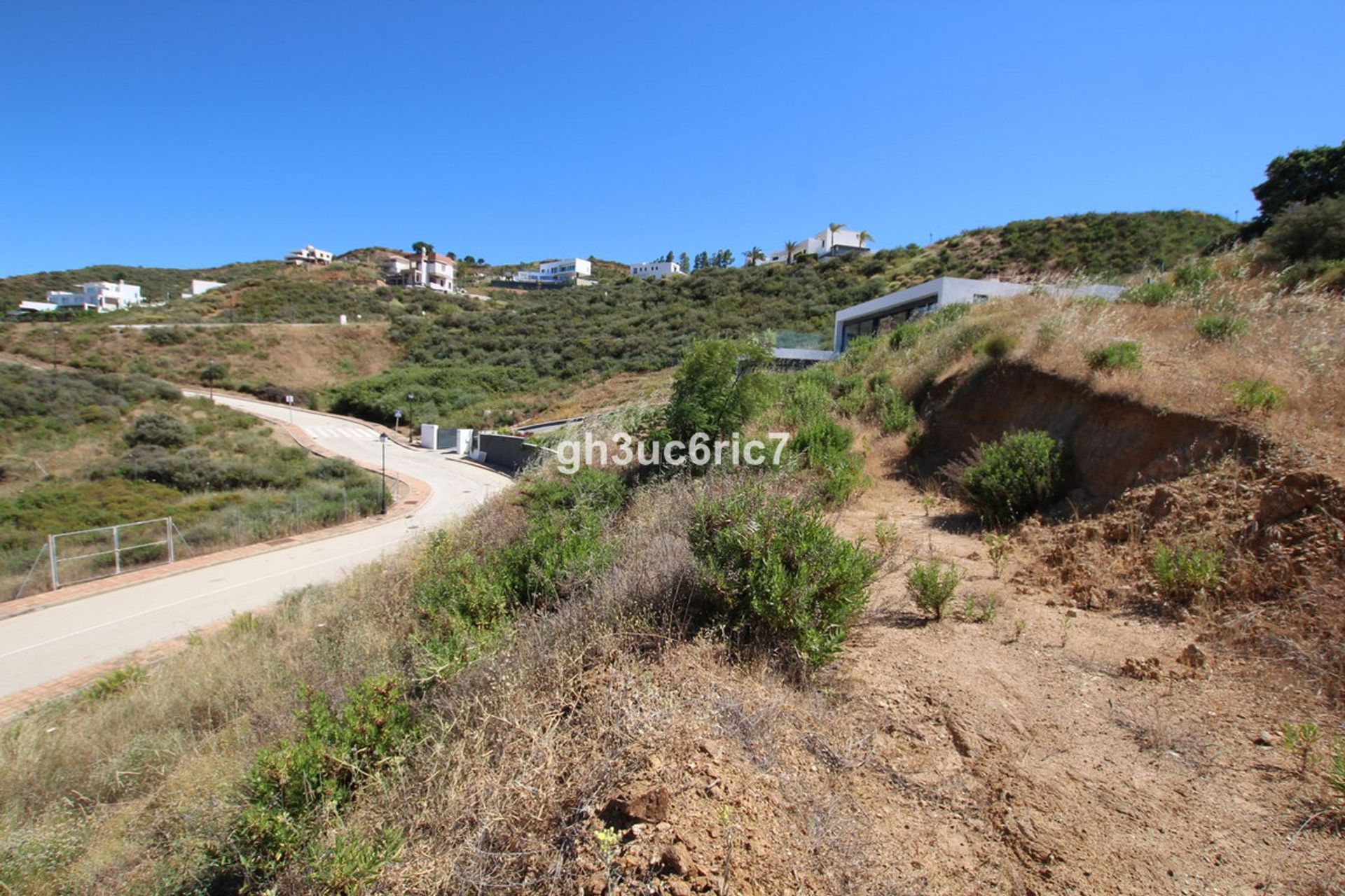 Land in Fuengirola, Andalusië 10860757