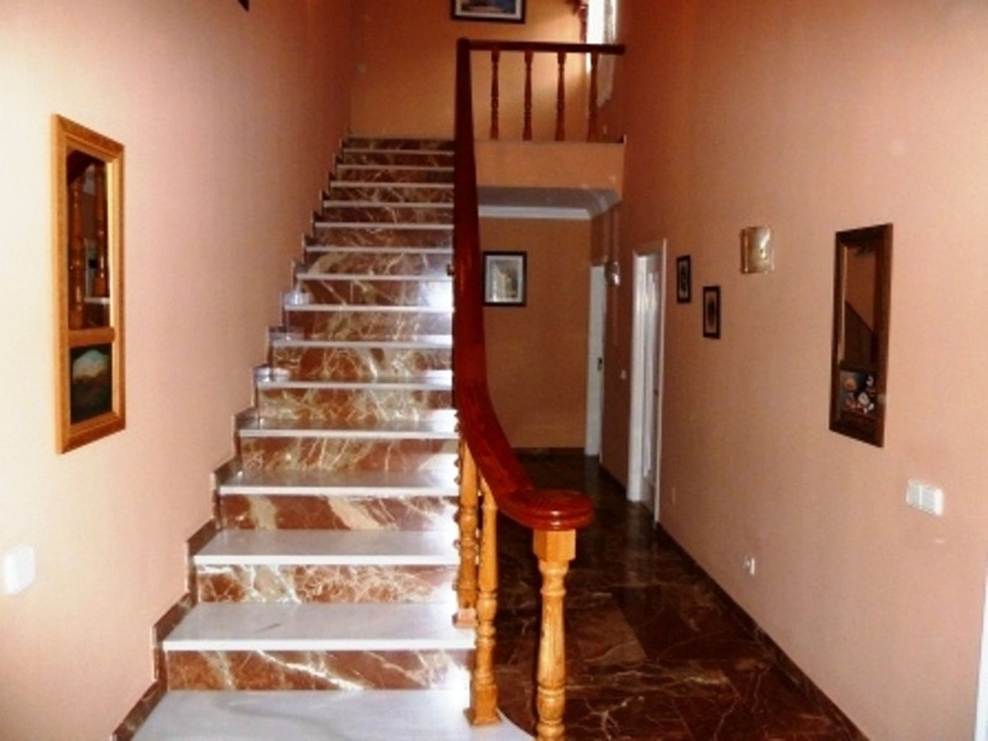 House in Alhaurín de la Torre, Andalucía 10860897