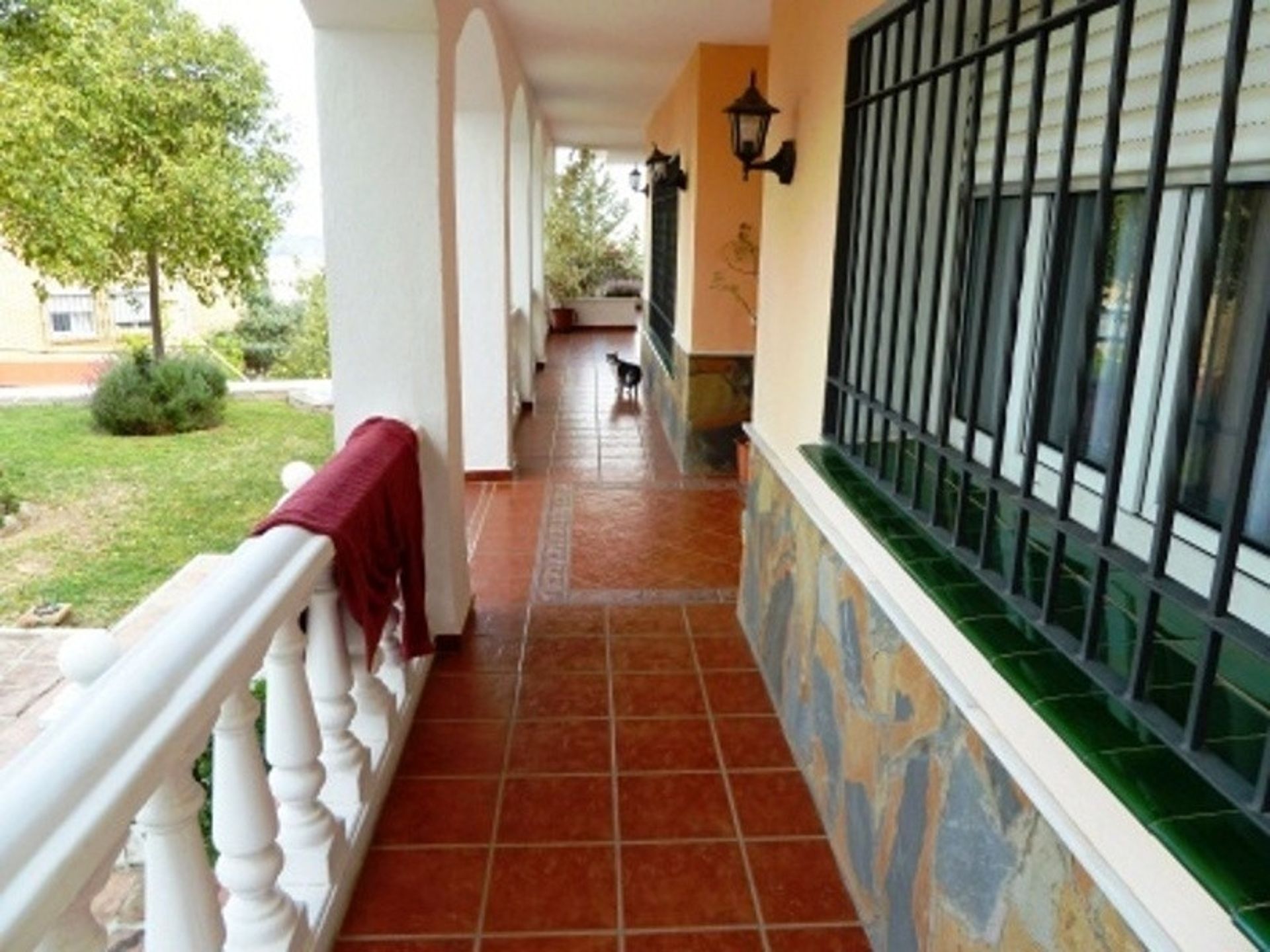 House in Alhaurín de la Torre, Andalucía 10860897