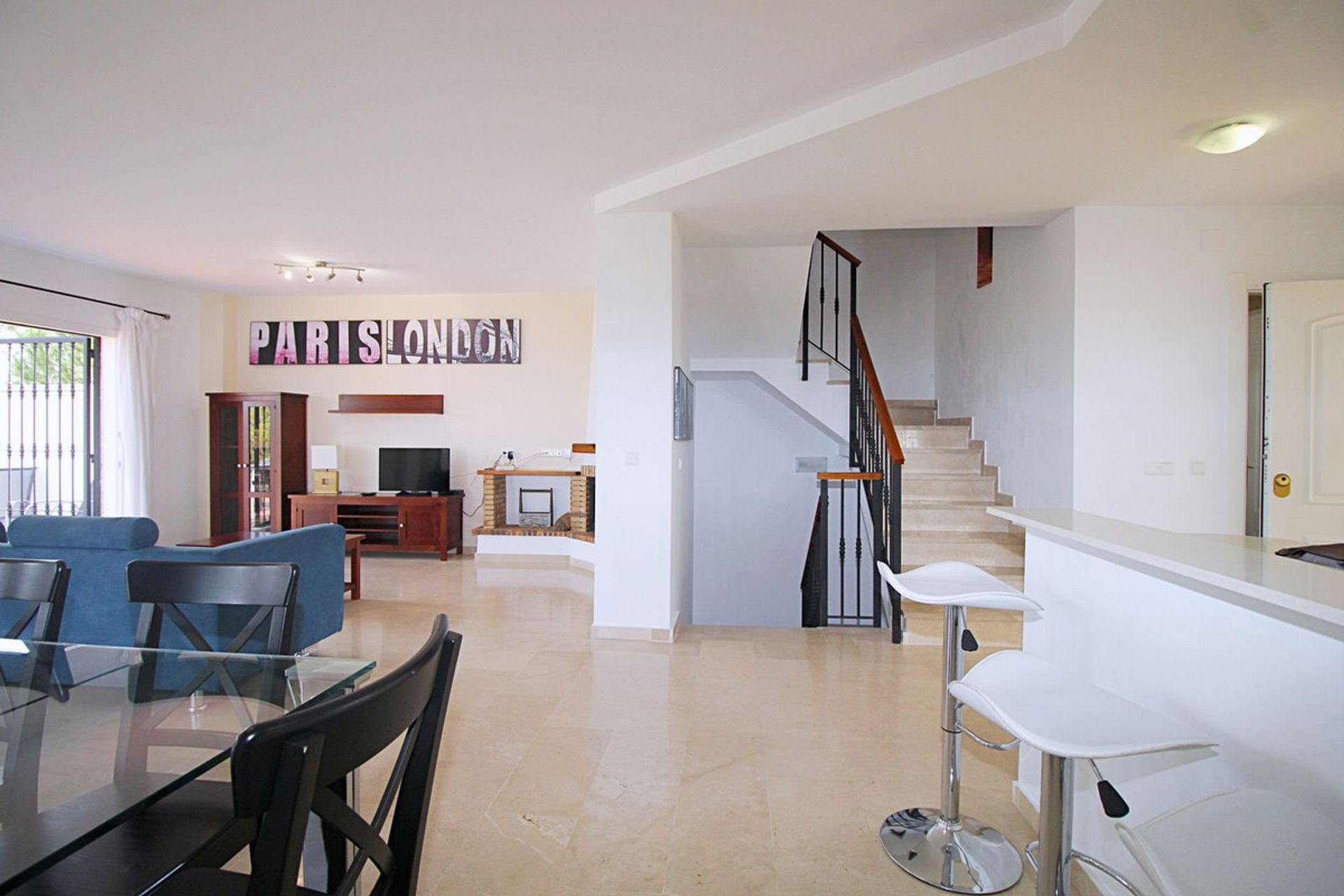 Huis in Alhaurín de la Torre, Andalucía 10860964