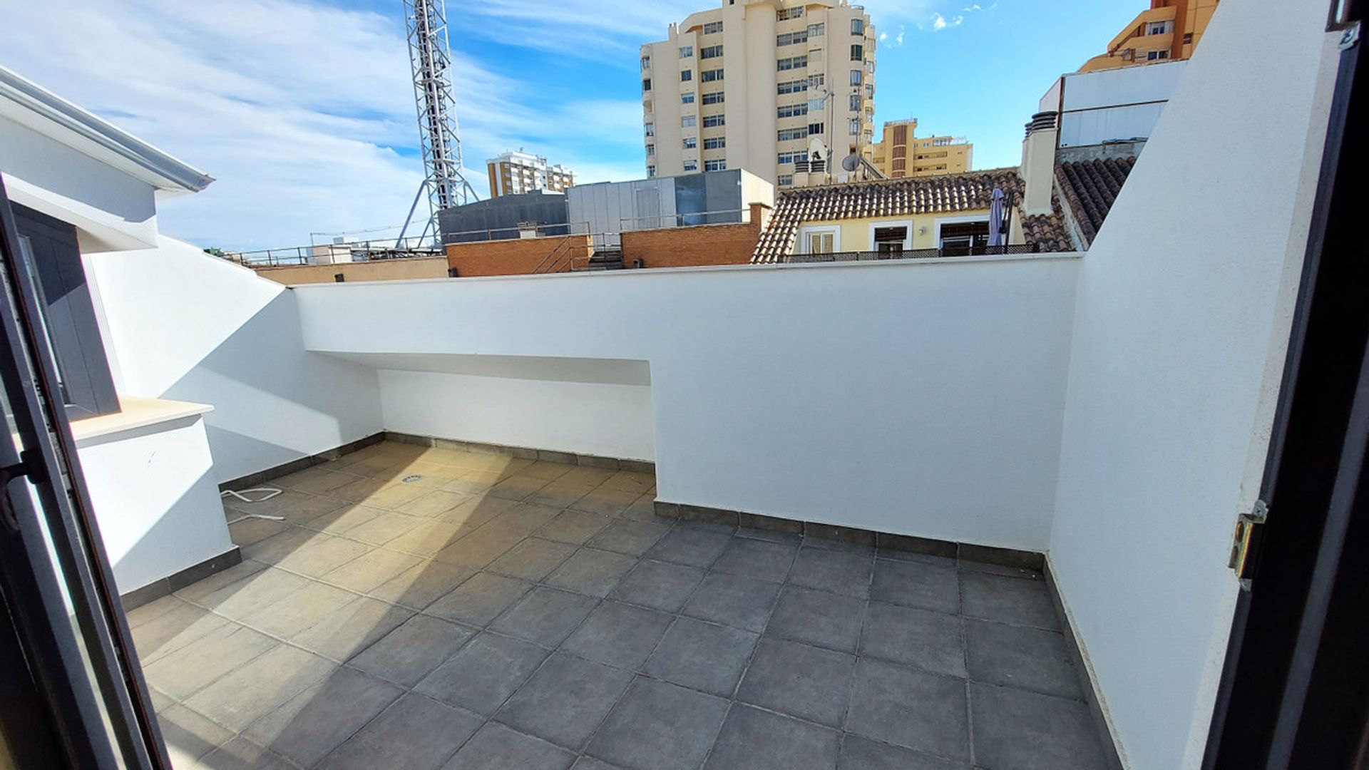 Condominium dans Santa Fe de los Boliches, Andalousie 10860977