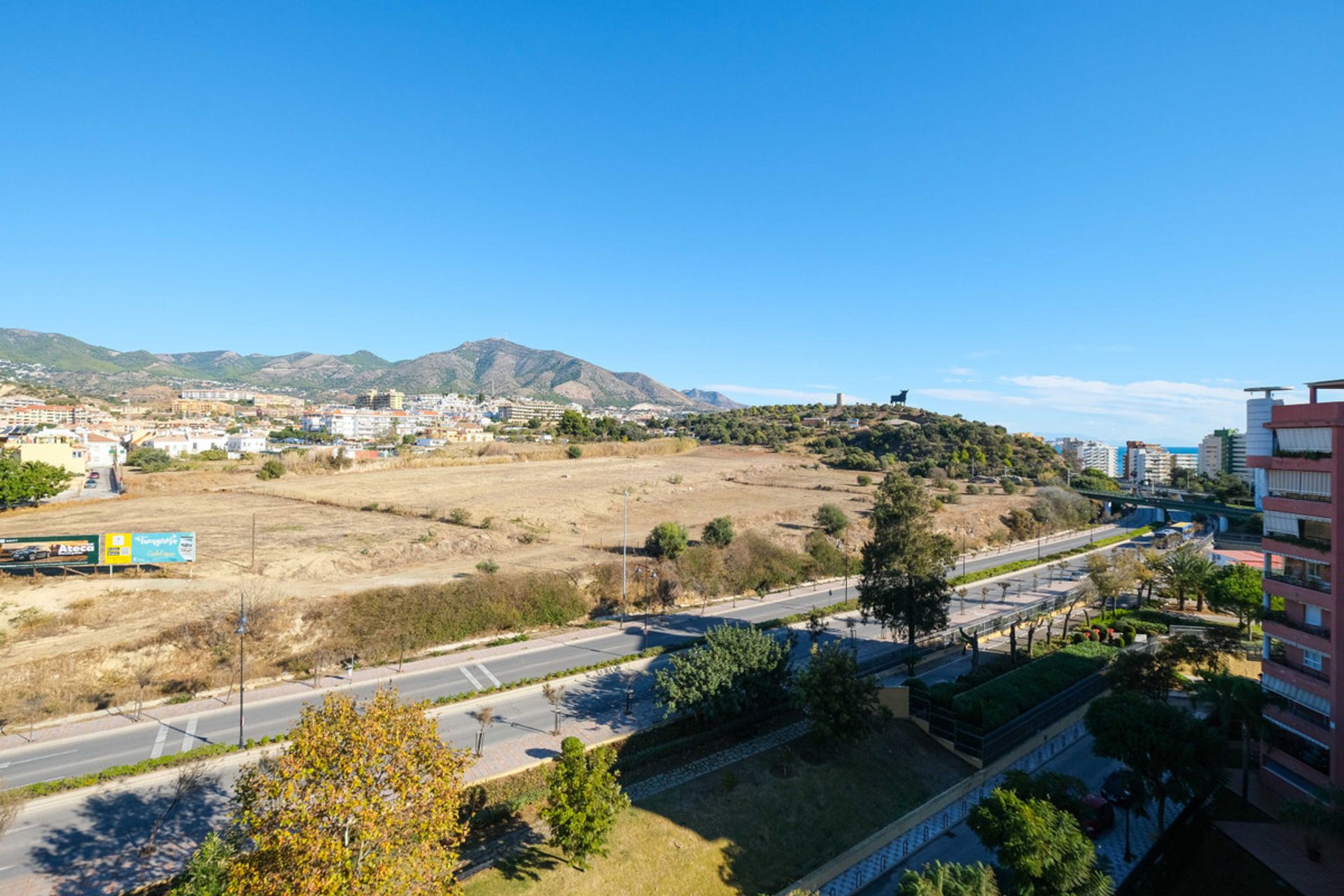 Condominium in Fuengirola, Andalucía 10860978