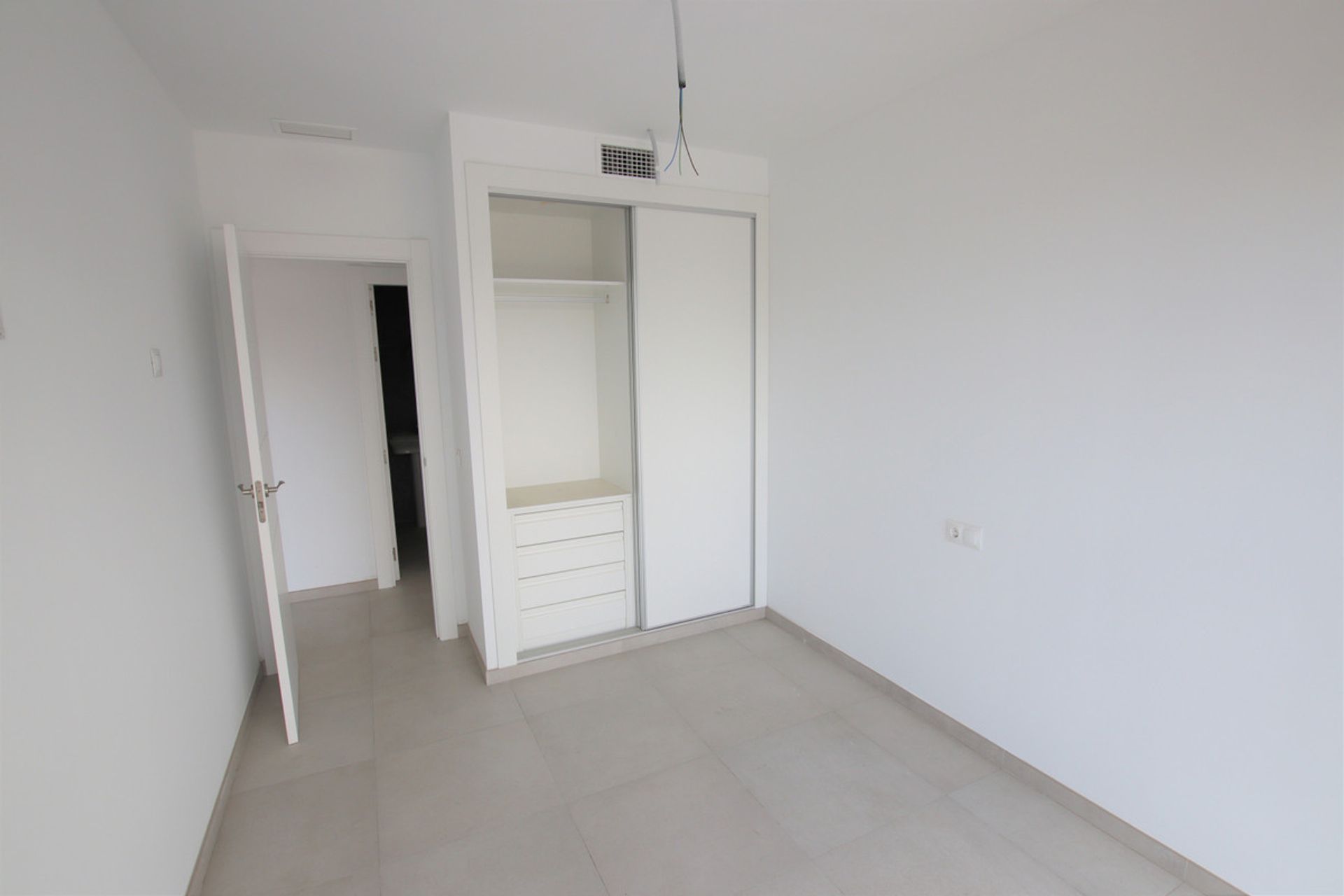 Osakehuoneisto sisään Fuengirola, Andalucía 10860983