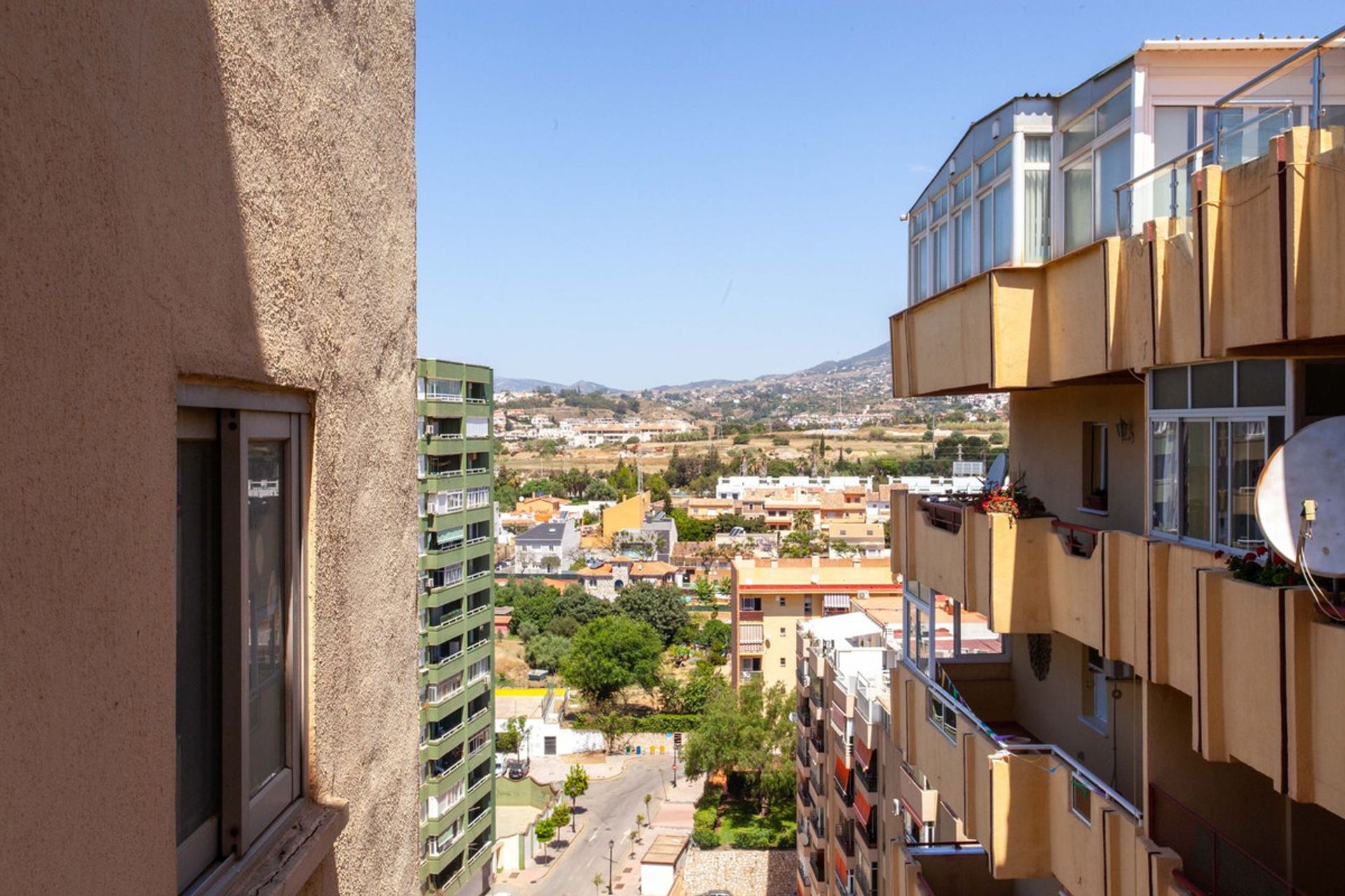 Condomínio no Fuengirola, Andalucía 10860987