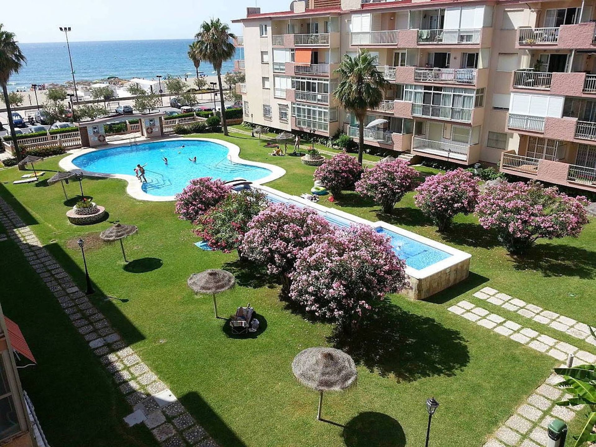 Condominio nel Fuengirola, Andalucía 10860997