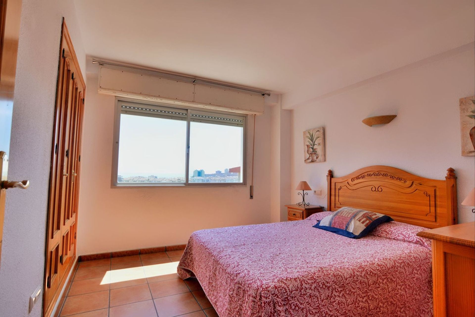 Кондоминиум в Fuengirola, Andalucía 10860999