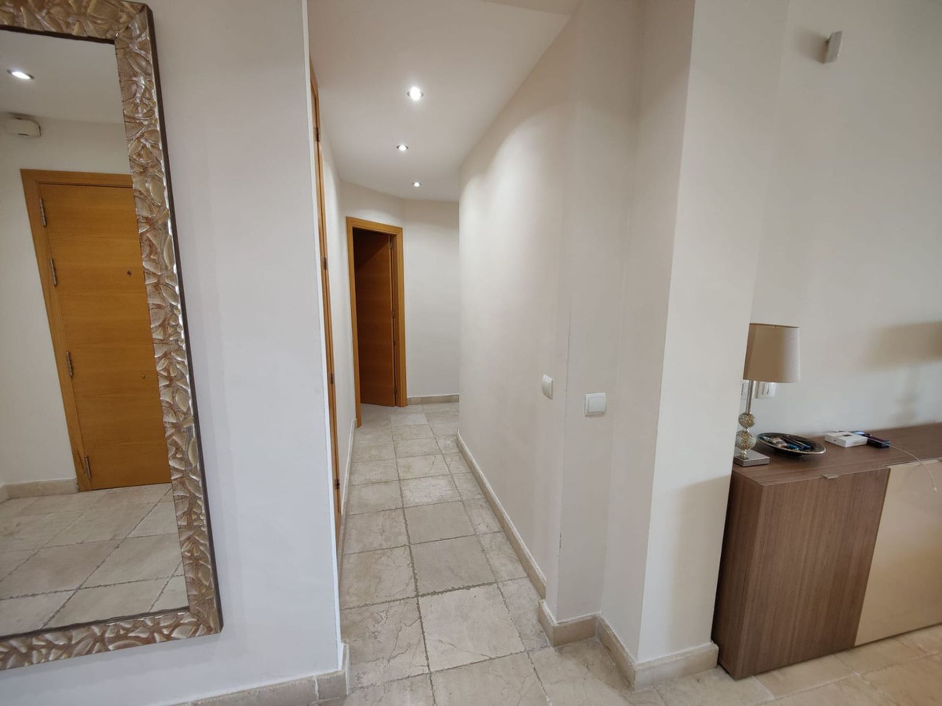 Condominium dans Benahavís, Andalucía 10861044