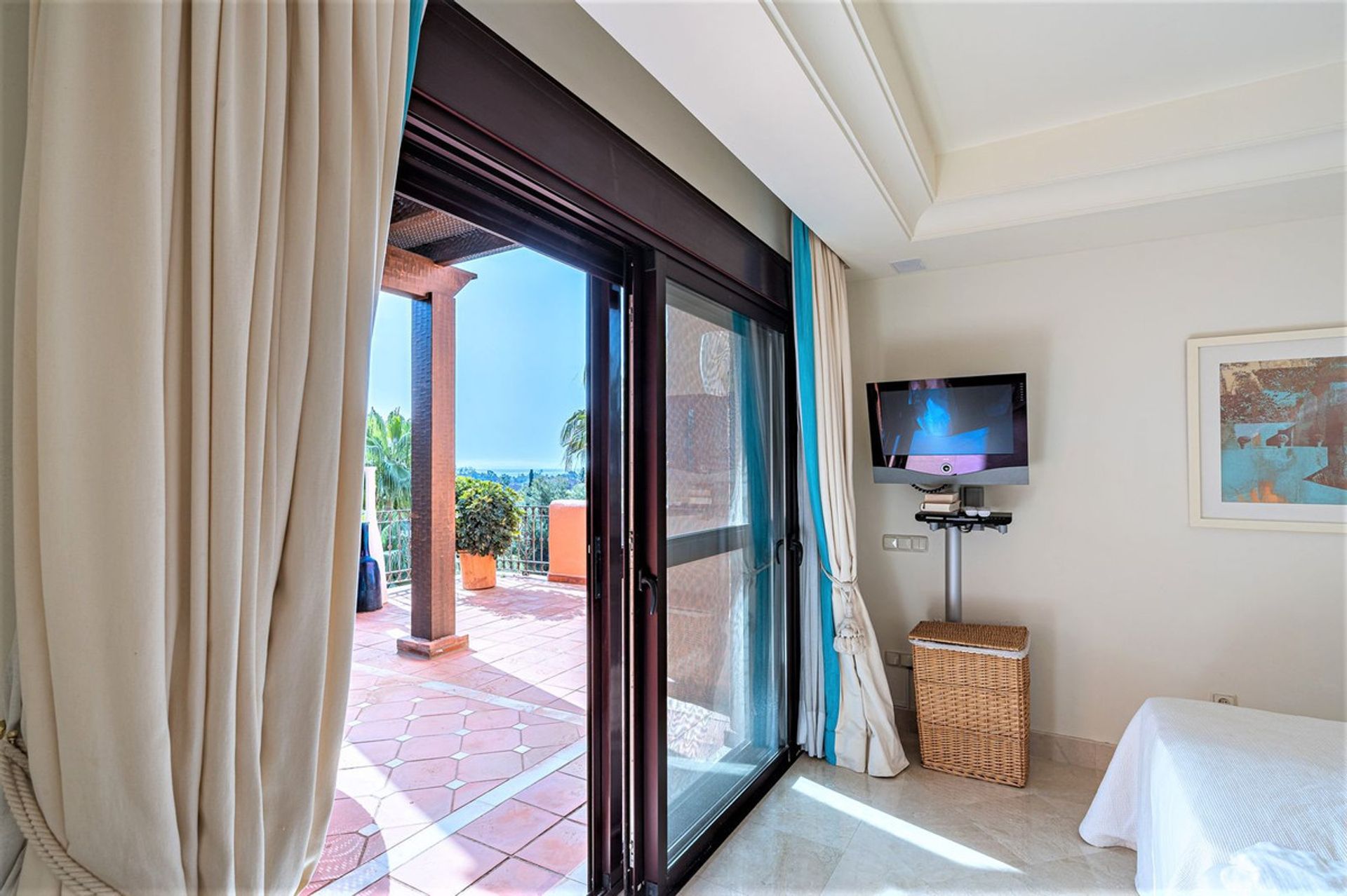 Condominium in Marbella, Andalusia 10861527