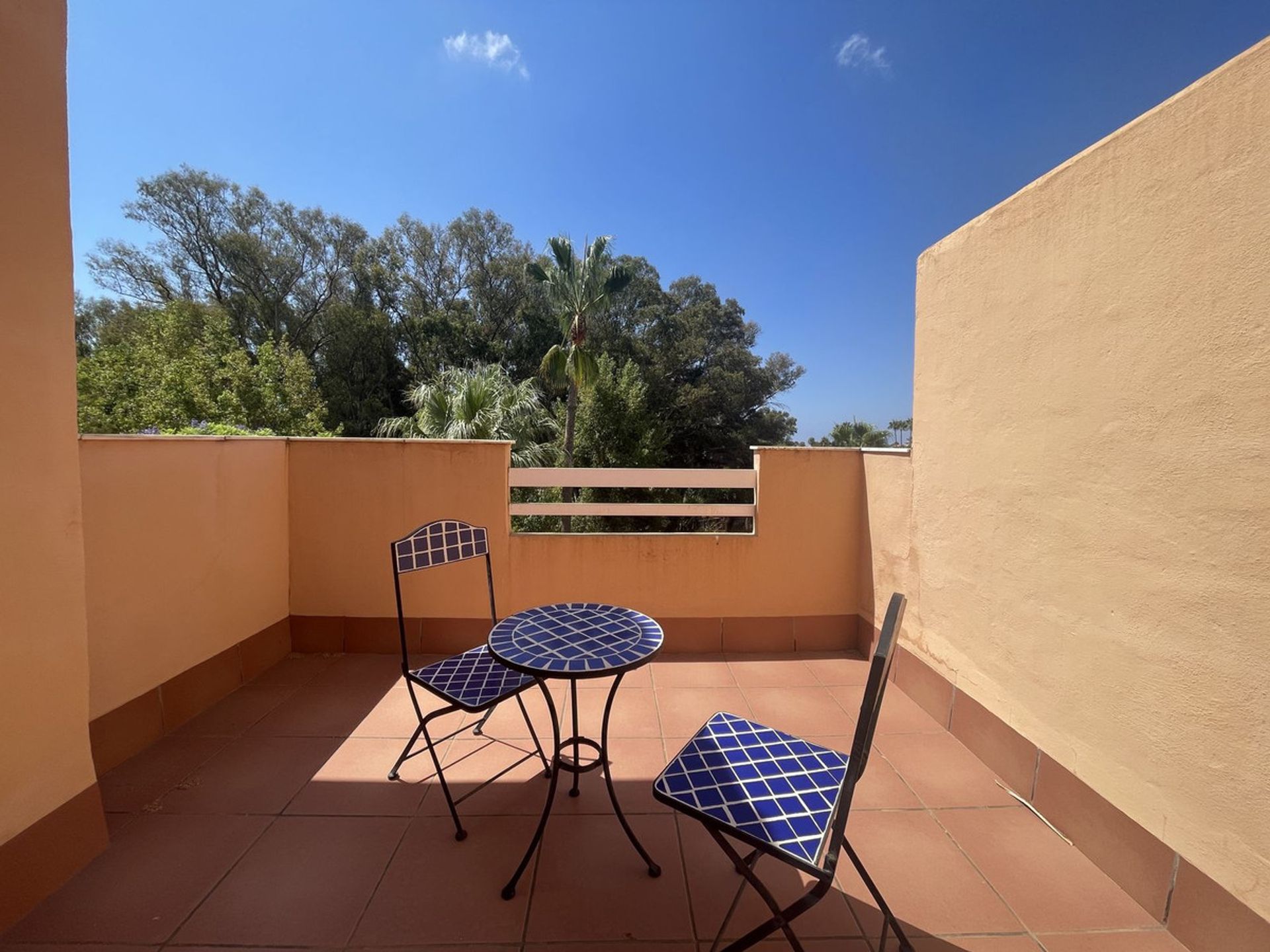 Condominio nel Marbella, Andalusia 10861559