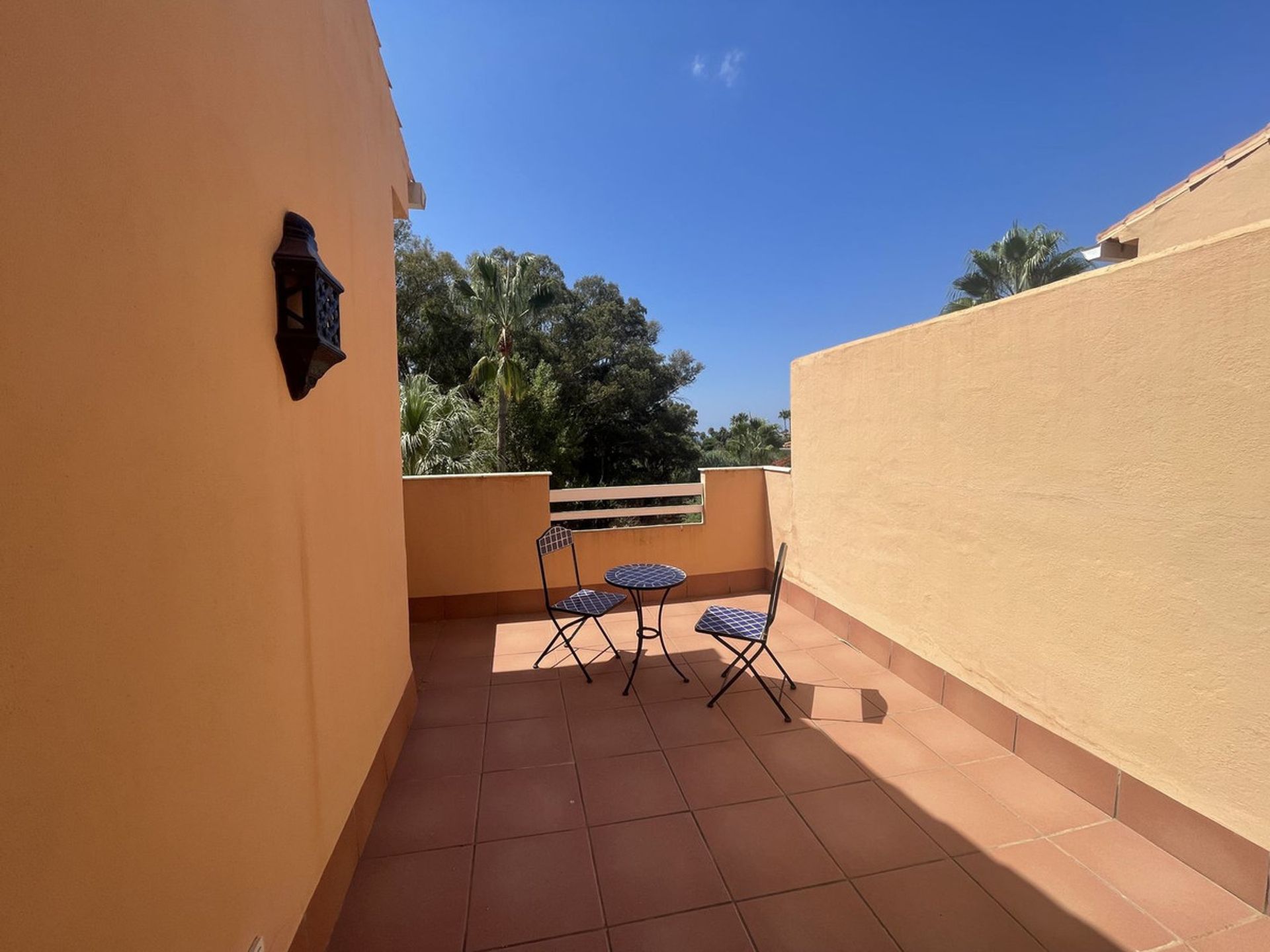 Condominio nel Marbella, Andalusia 10861559