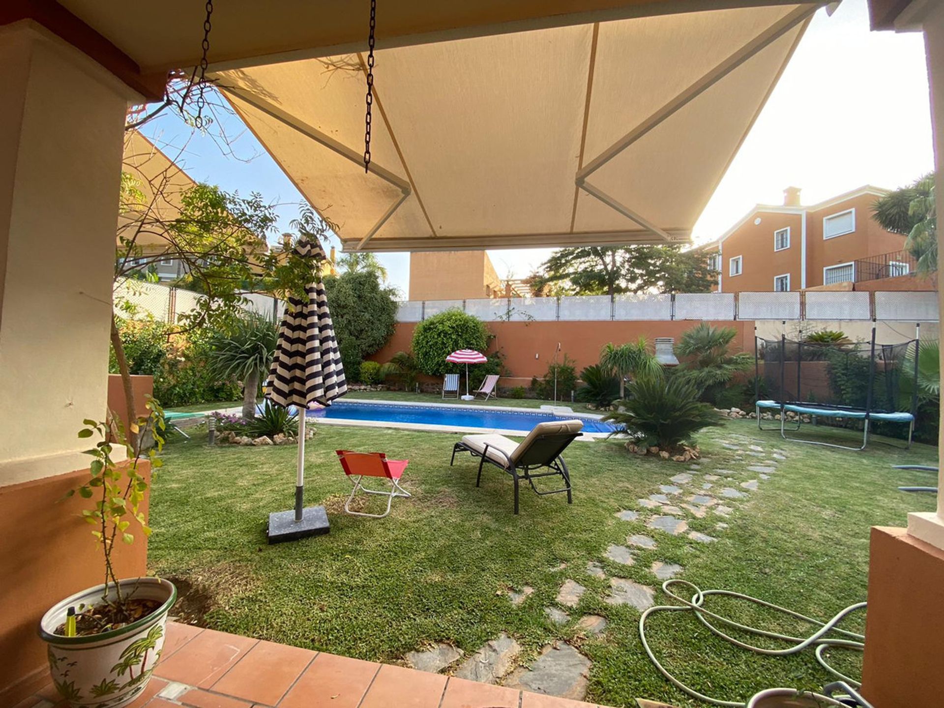 Huis in Marbella, Andalucía 10861703