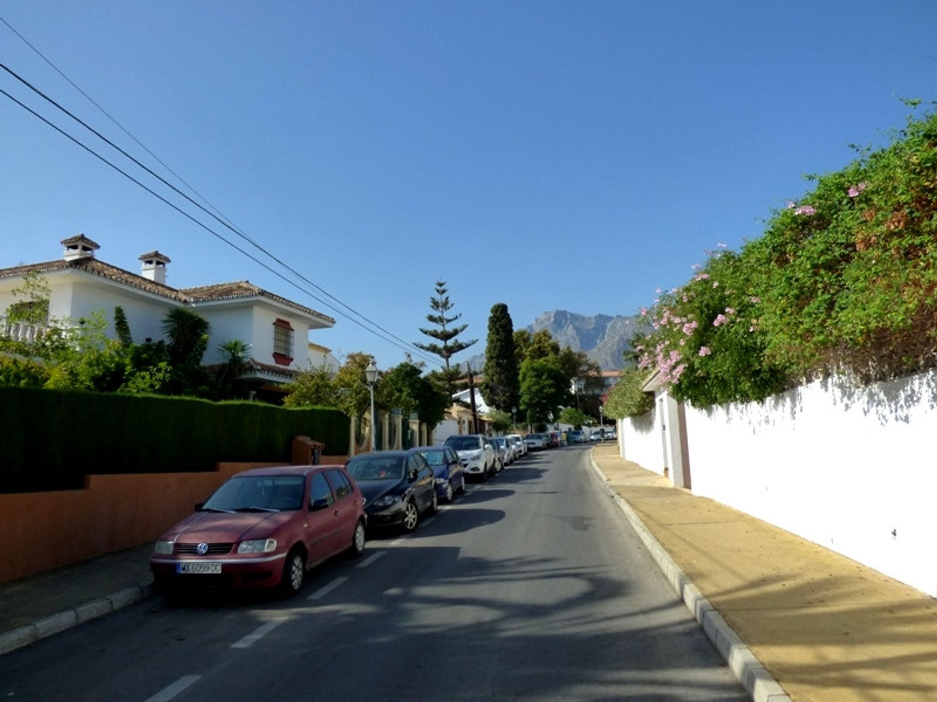 Land in Marbella, Andalucía 10861834