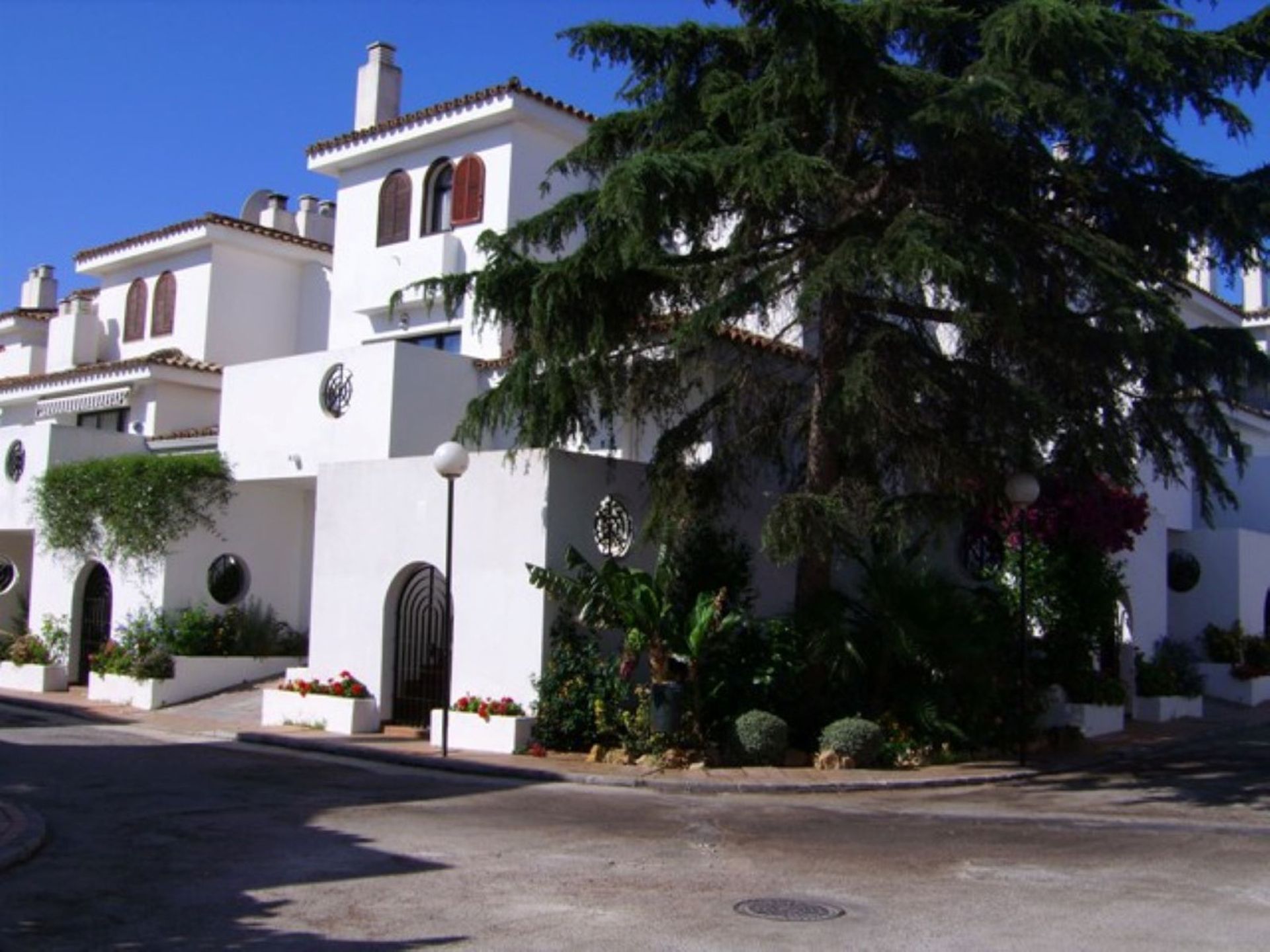 rumah dalam Marbella, Andalucía 10862395