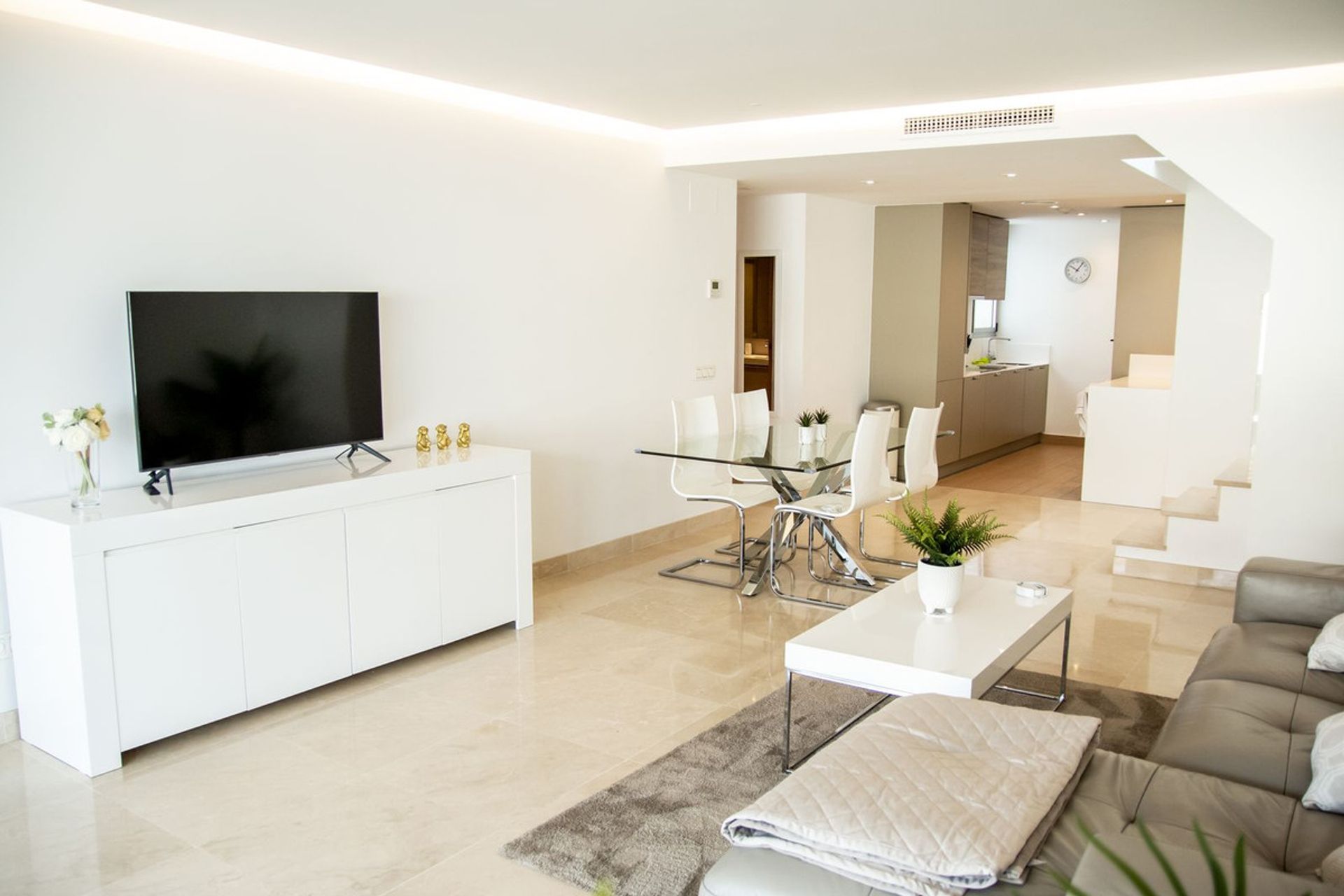 Condominium in El Angel, Andalusia 10862442