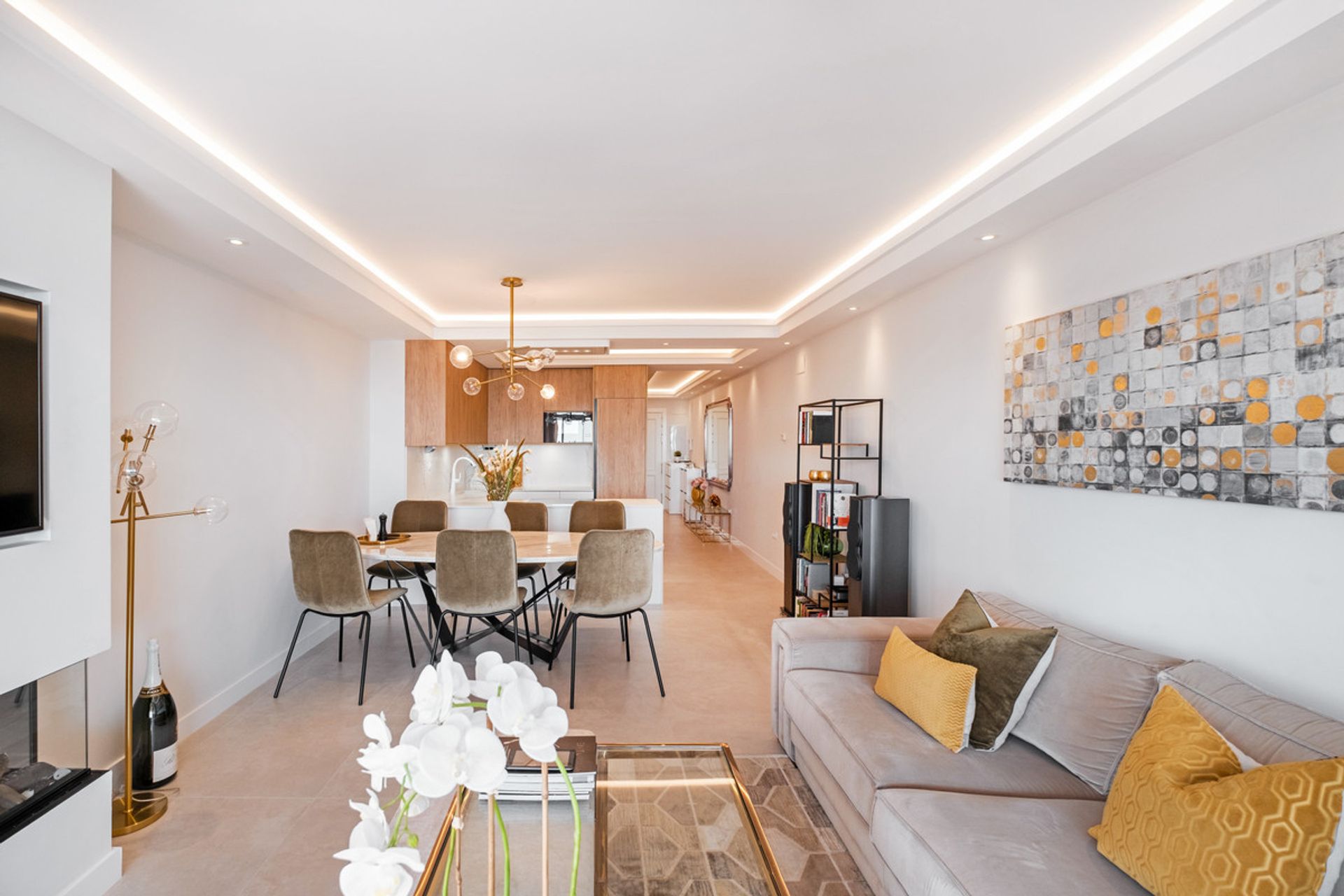 Condominium in El Angel, Andalusia 10862563